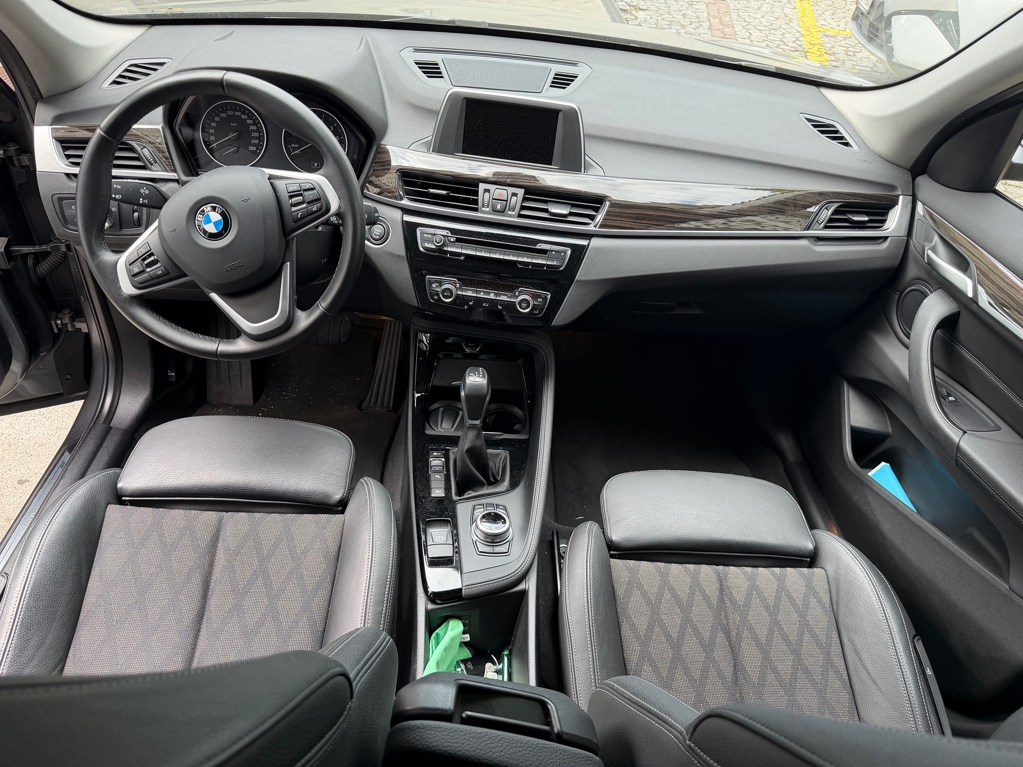 BMW X1 xDrive20i — zdjęcie 14