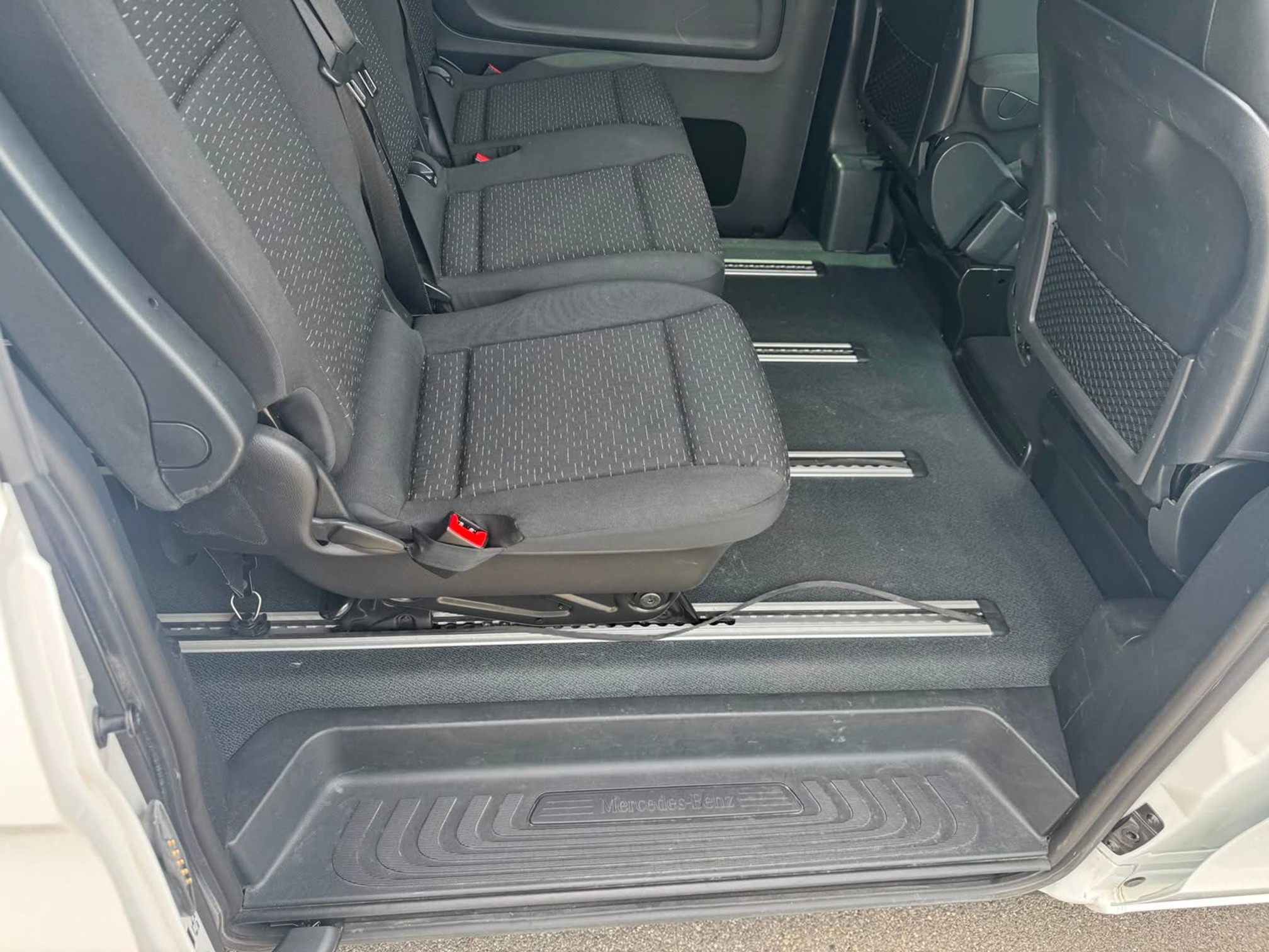 MERCEDES-BENZ Vito 116 4x4 — zdjęcie 12