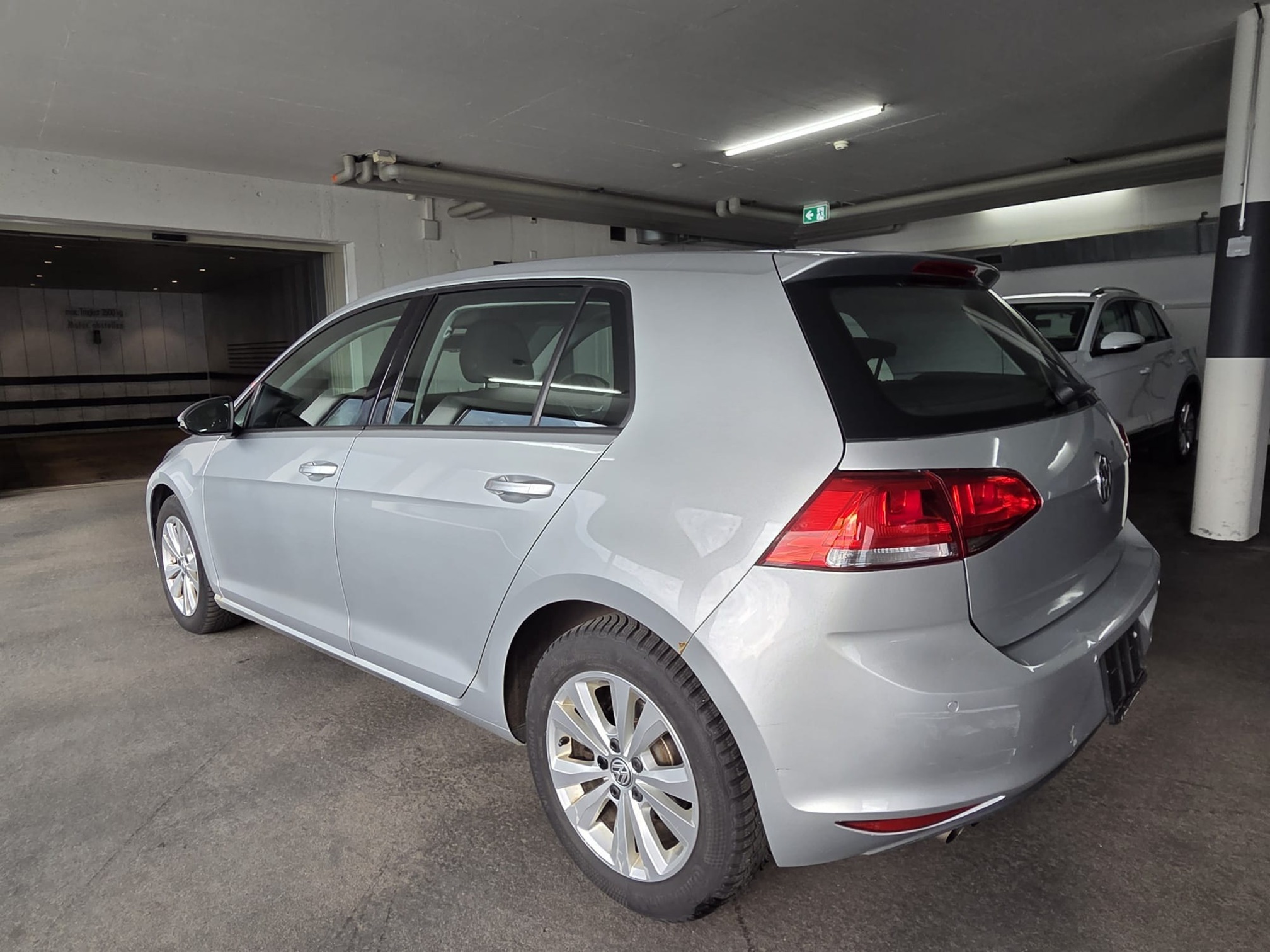VW GOLF VII 2.0D4M 5 — zdjęcie 12
