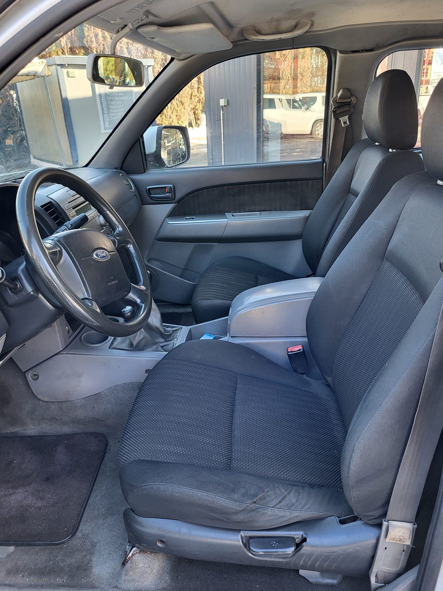 FORD Ranger 2.5 TDCi 4x4 — zdjęcie 7