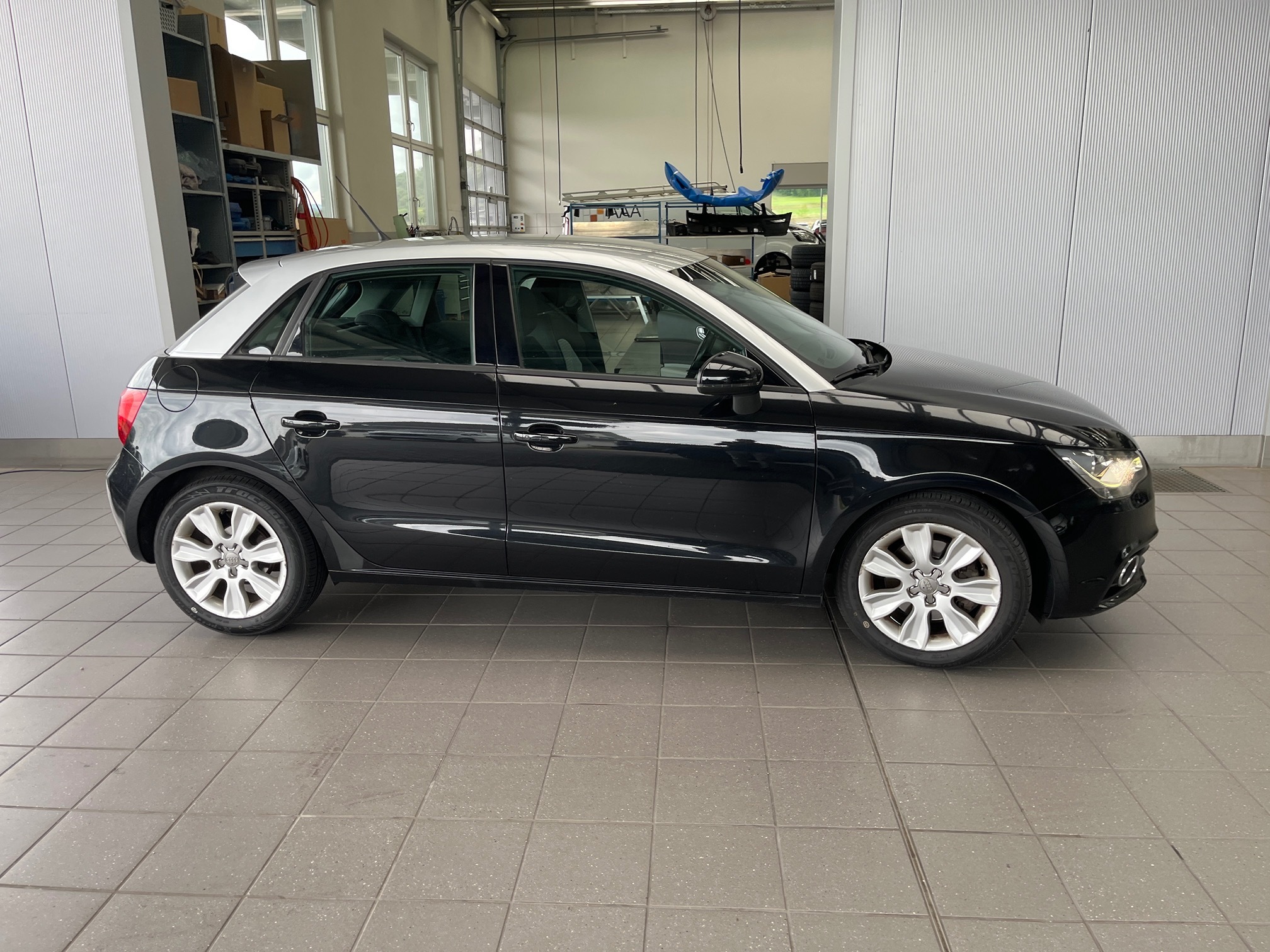 AUDI A1 1.6 SB D 99GR. — zdjęcie 2