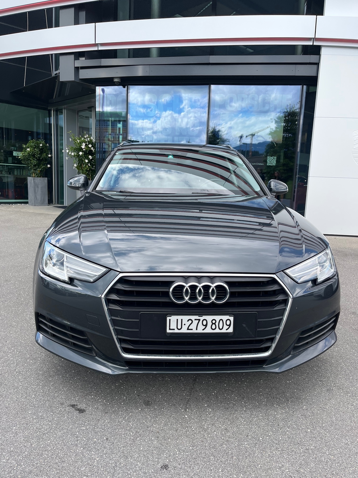AUDI A4 Av. 2.0TDI — zdjęcie 3
