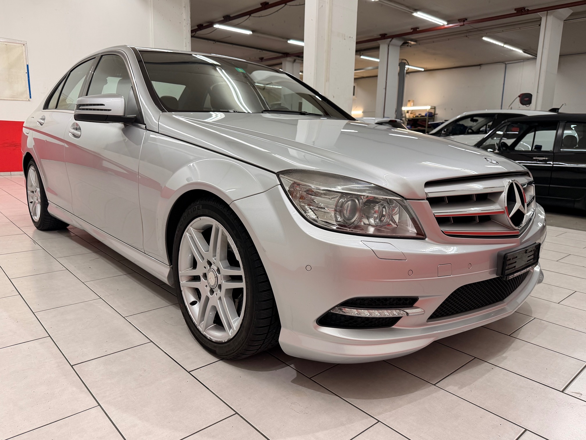 MERCEDES-BENZ C 350 4-m — zdjęcie 6