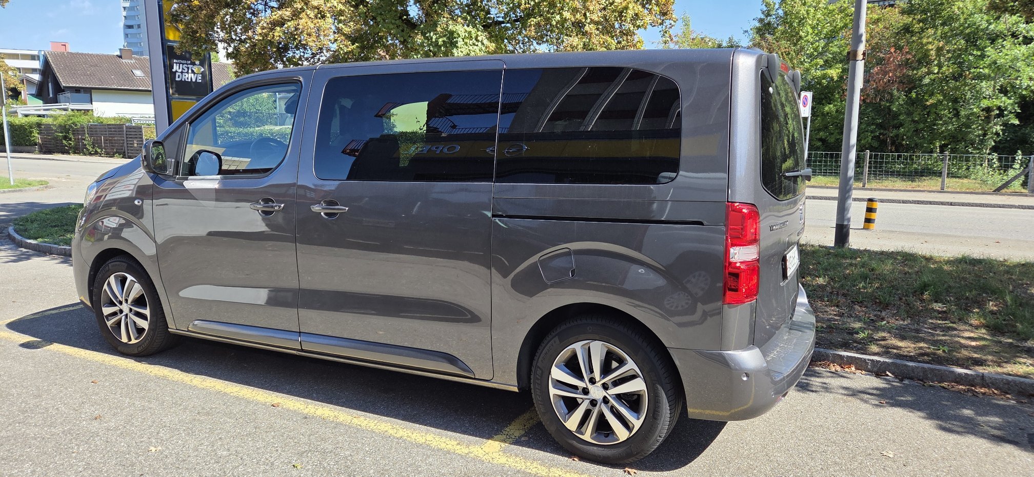 PEUGEOT Traveller BlueHDi — zdjęcie 4