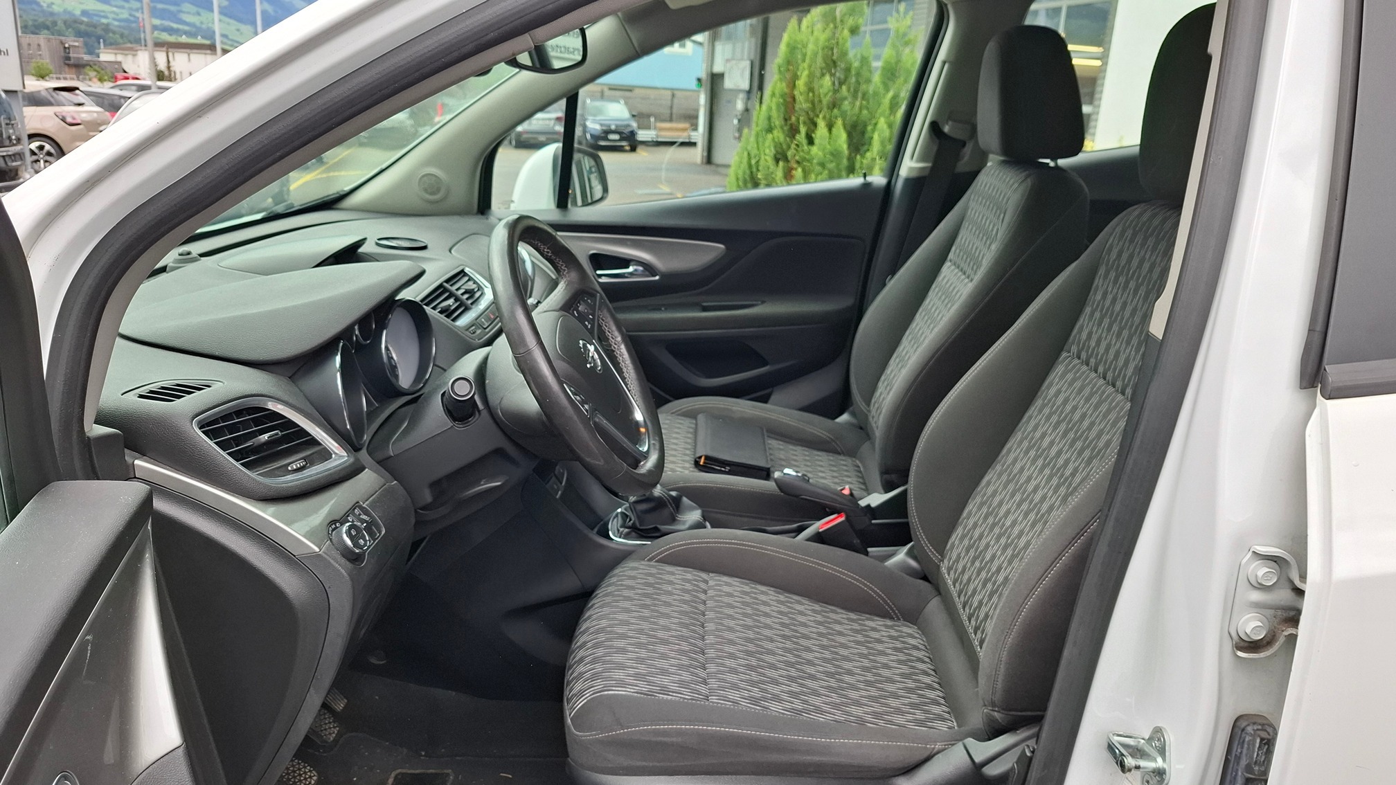 OPEL Mokka 1.4T — zdjęcie 8