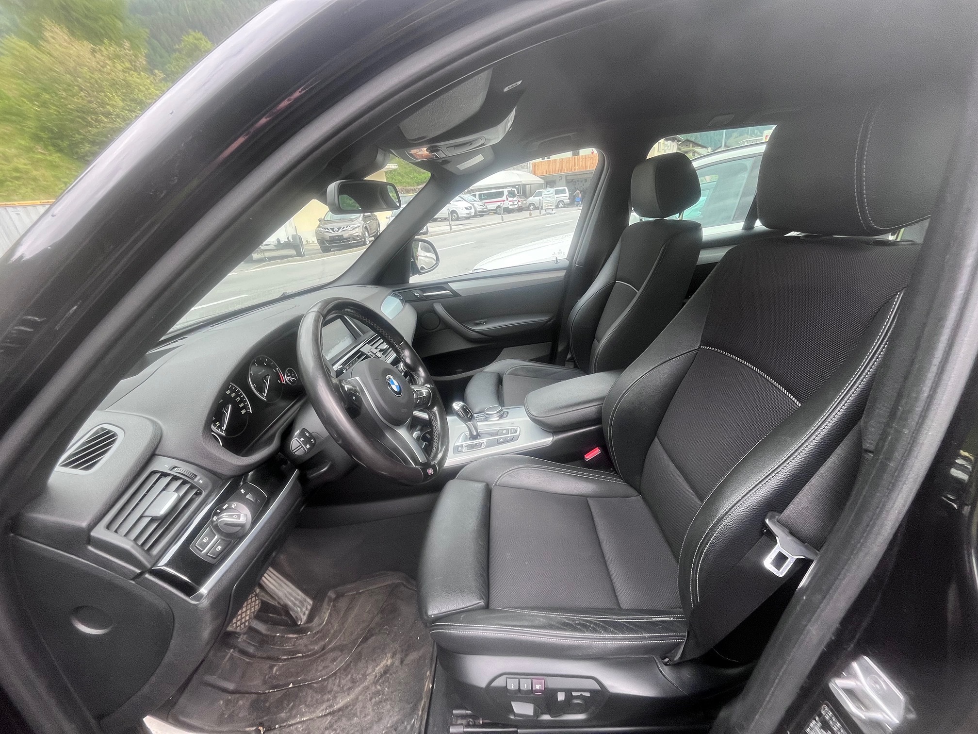 BMW X3 xDrive20d — zdjęcie 13