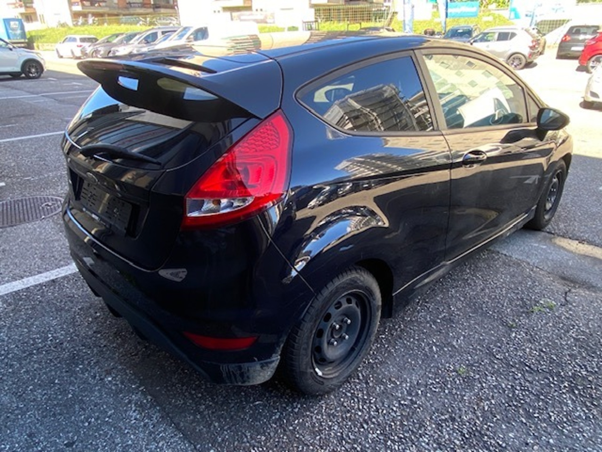 FORD FIESTA 1.6I — zdjęcie 2