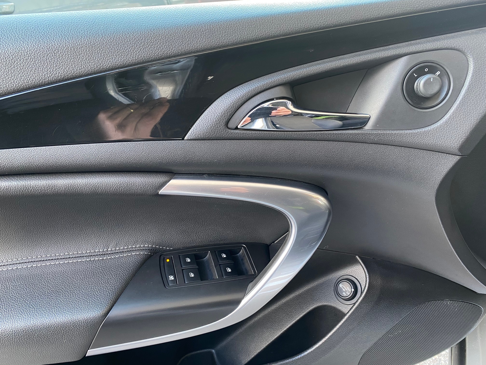 OPEL Insignia A 20DTH — zdjęcie 9