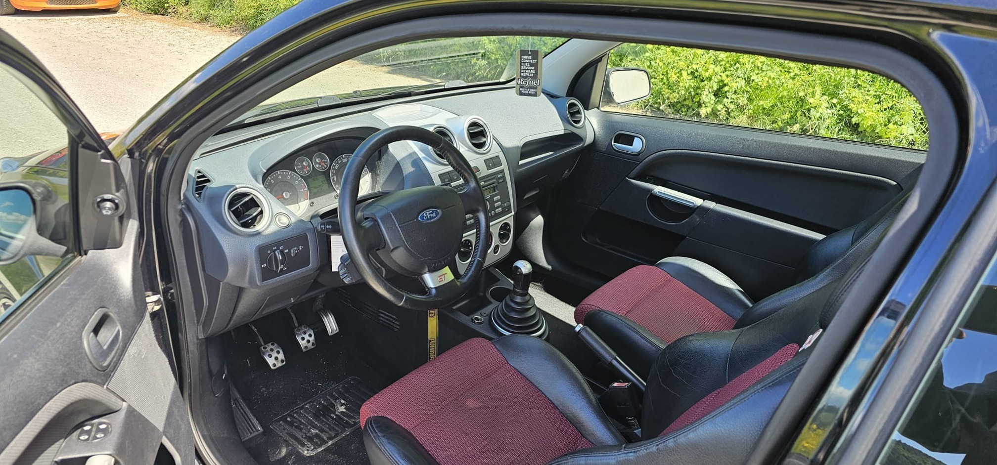 FORD Fiesta ST ab frischer MFK — zdjęcie 4