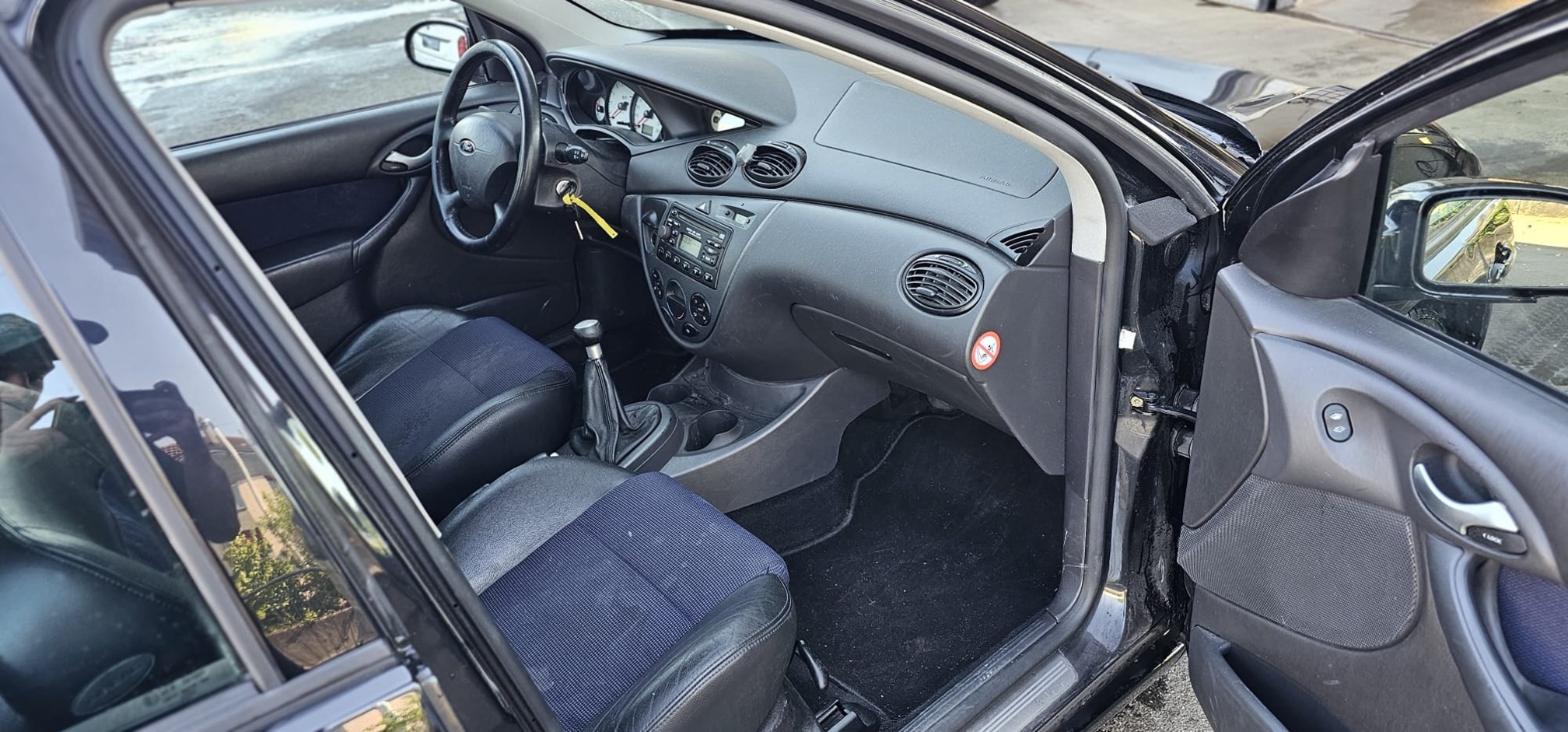 FORD Focus ST 170 — zdjęcie 8