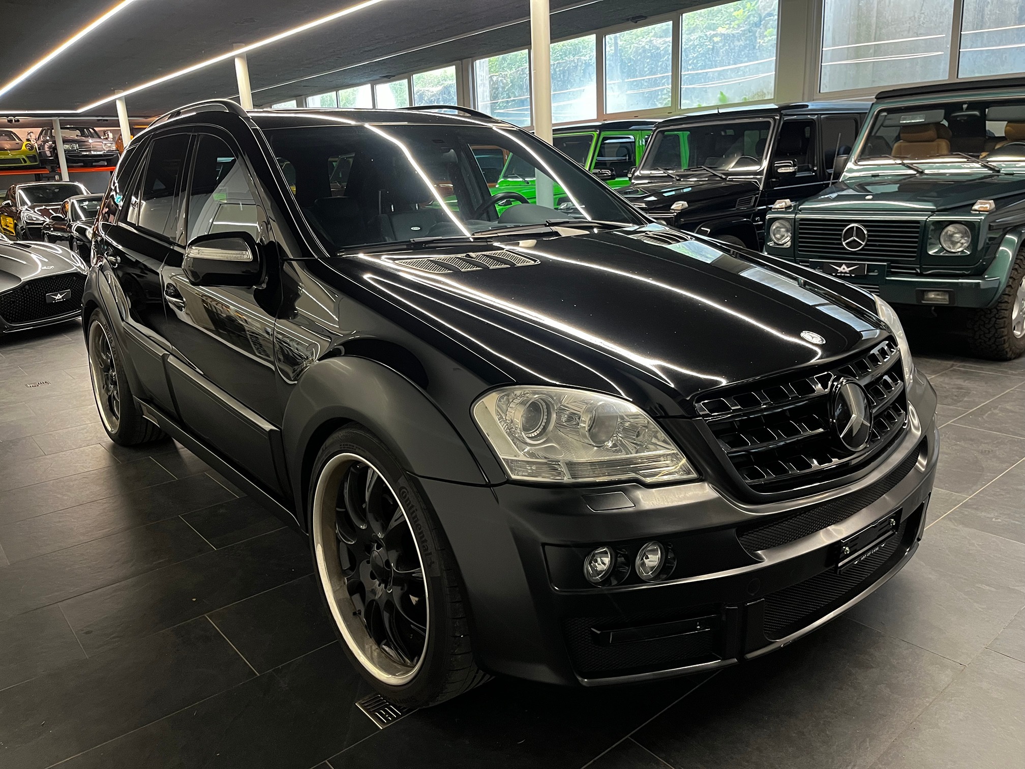 MERCEDES-BENZ ML 63 AMG — zdjęcie 1