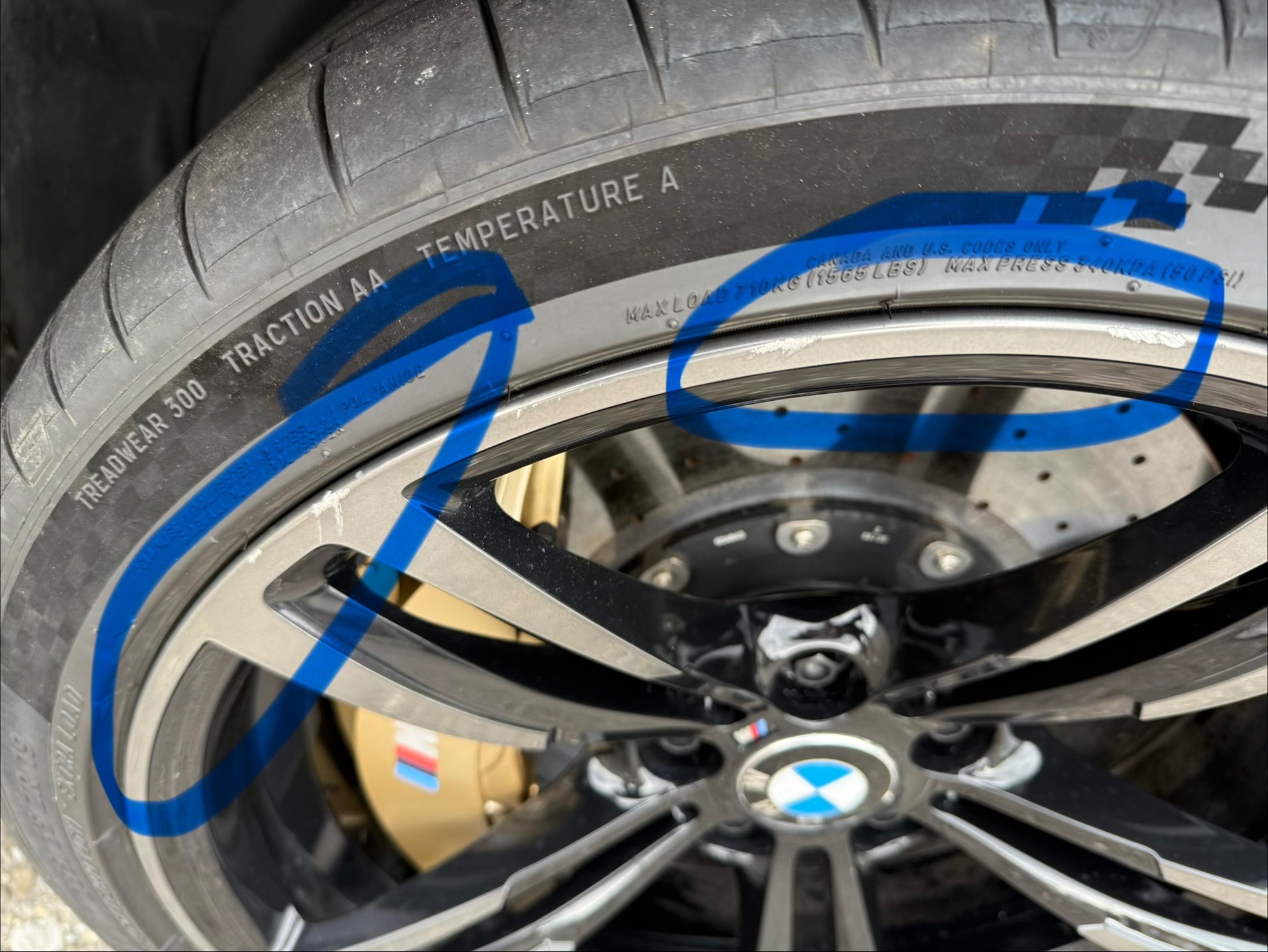 BMW M3 — zdjęcie 13
