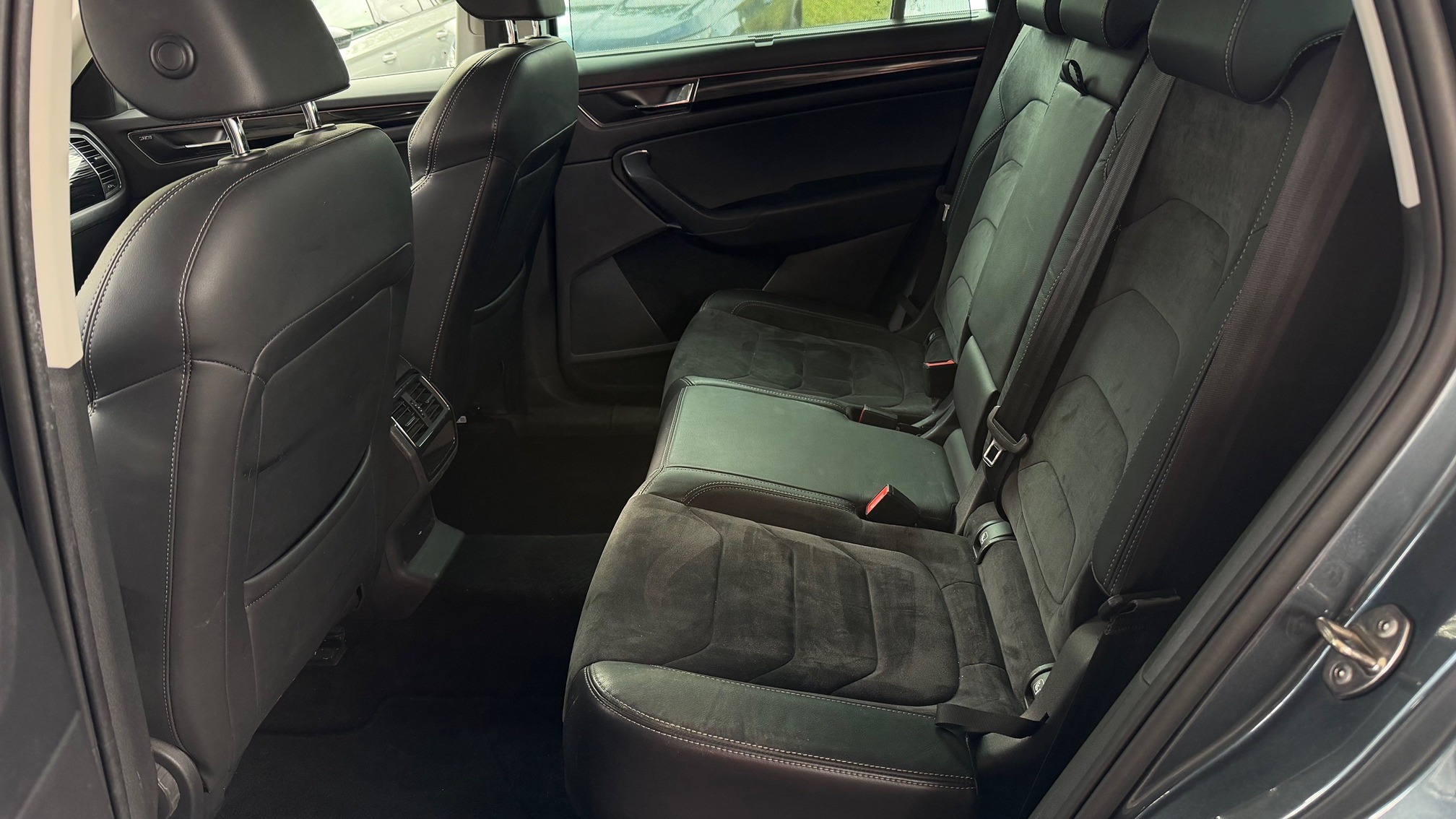 SKODA Kodiaq 2.0TDI 4x4 — zdjęcie 10