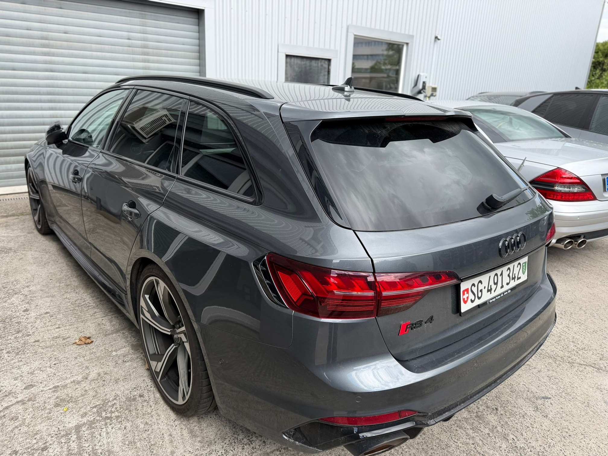 AUDI RS4 Avant quattro — zdjęcie 4