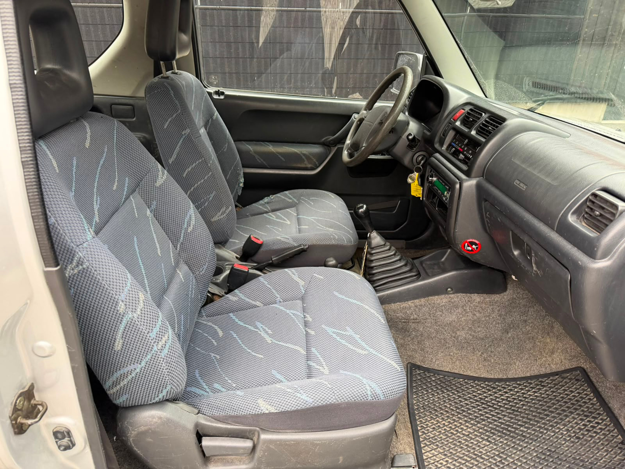 SUZUKI JIMNY 1.5 TD — zdjęcie 8