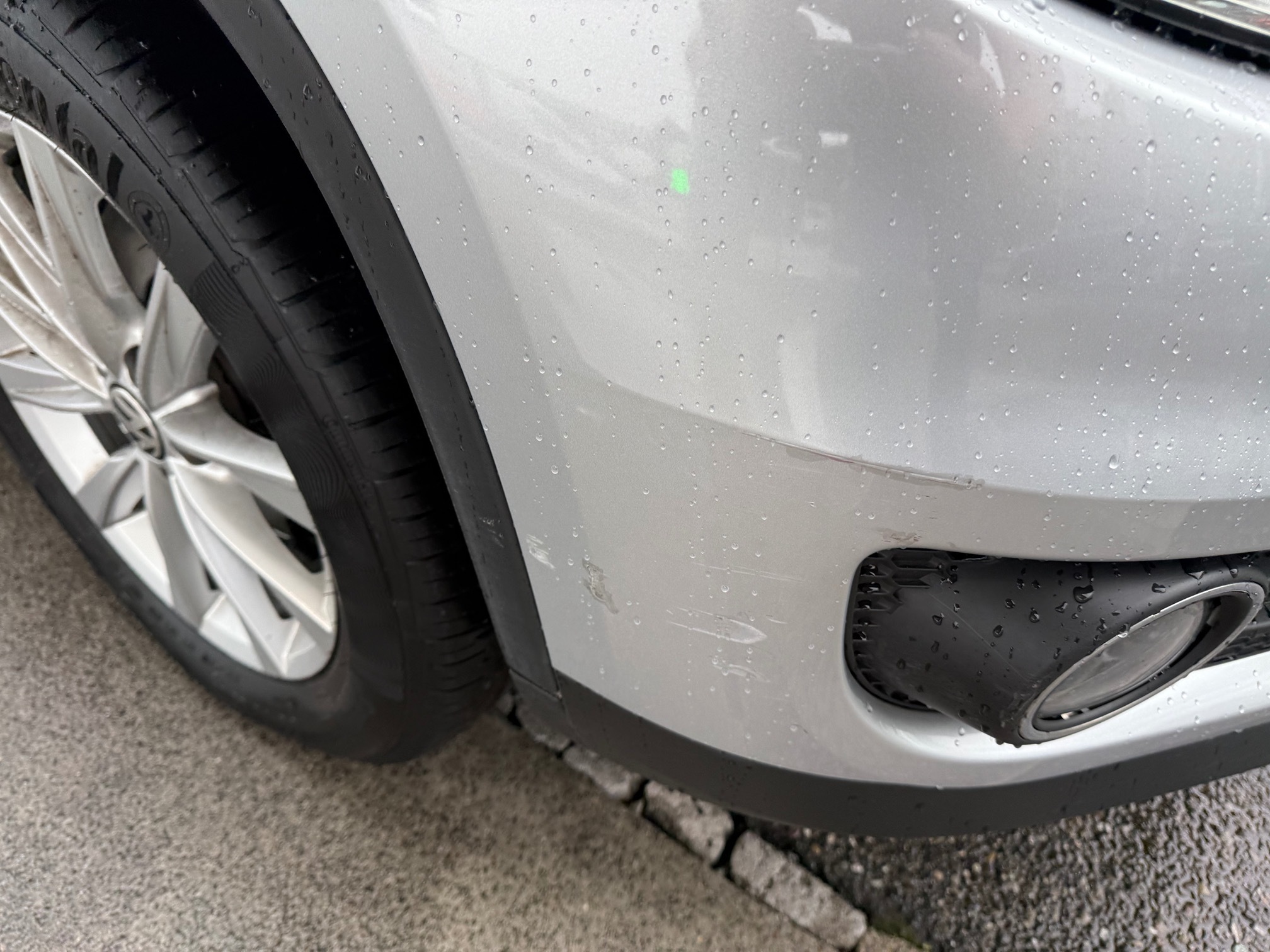 VW Tiguan 2.0 — zdjęcie 9