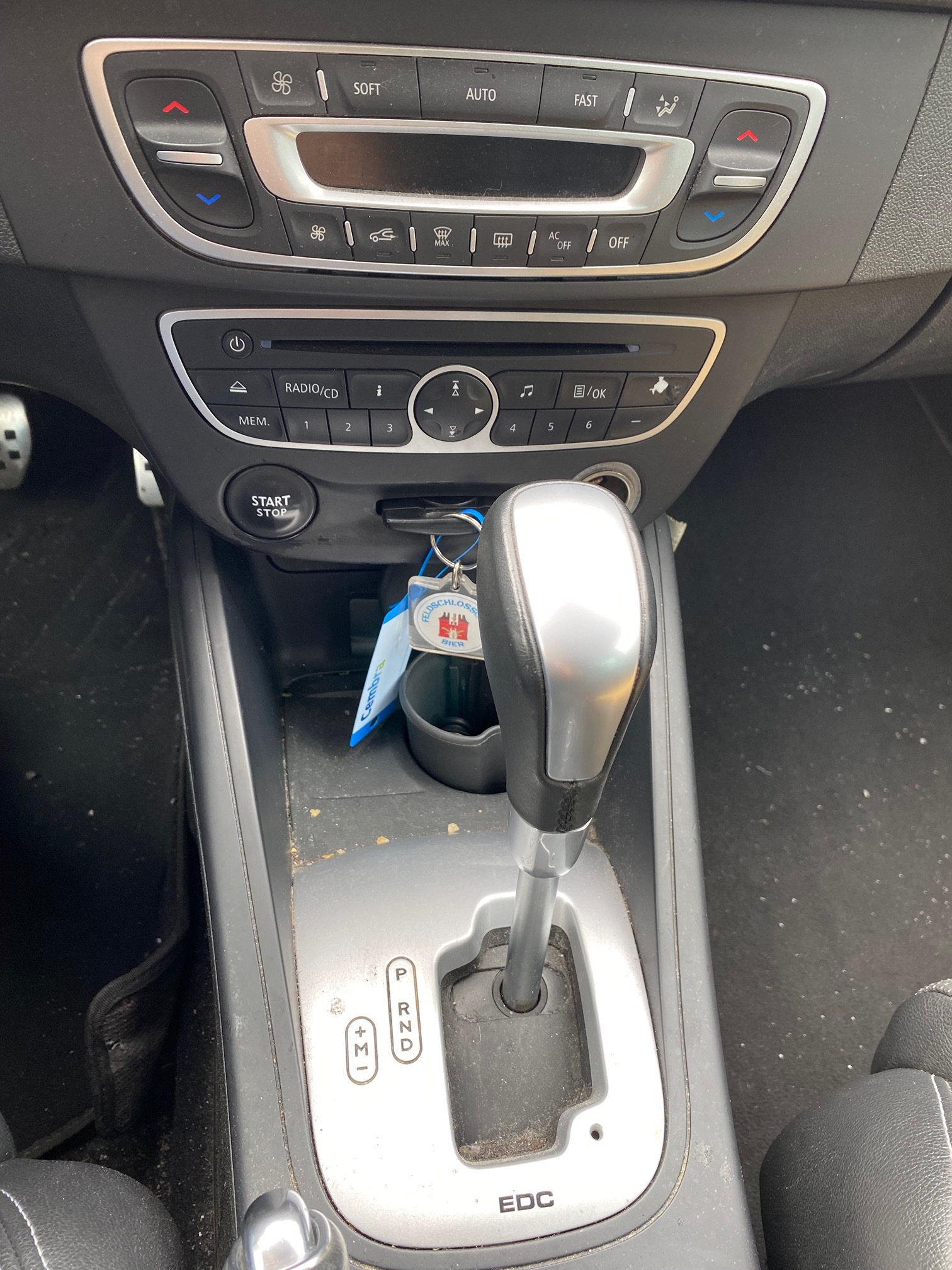 RENAULT Megane dCi110 EDC — zdjęcie 14