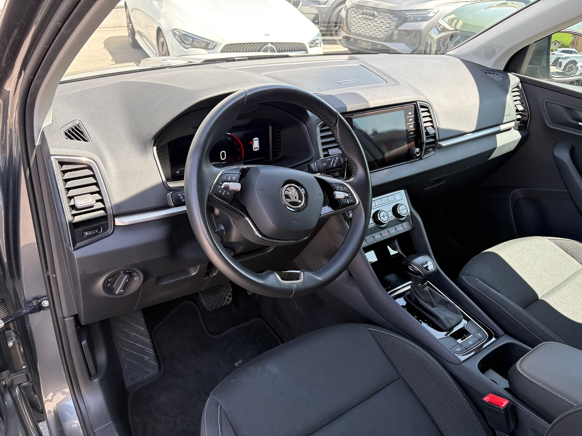 SKODA Karoq 2.0 TDI 4x4 — zdjęcie 3