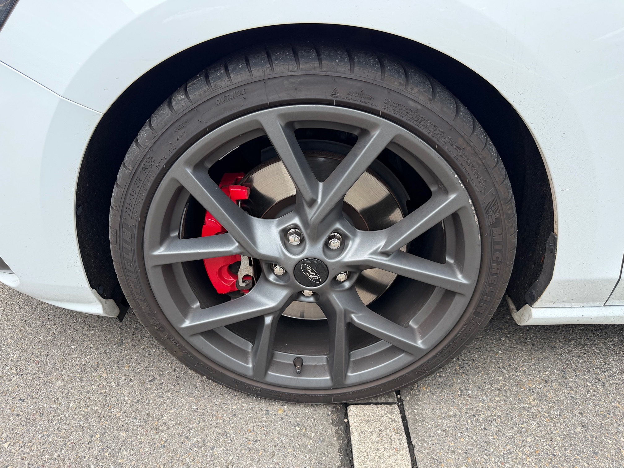 FORD Focus ST — zdjęcie 9