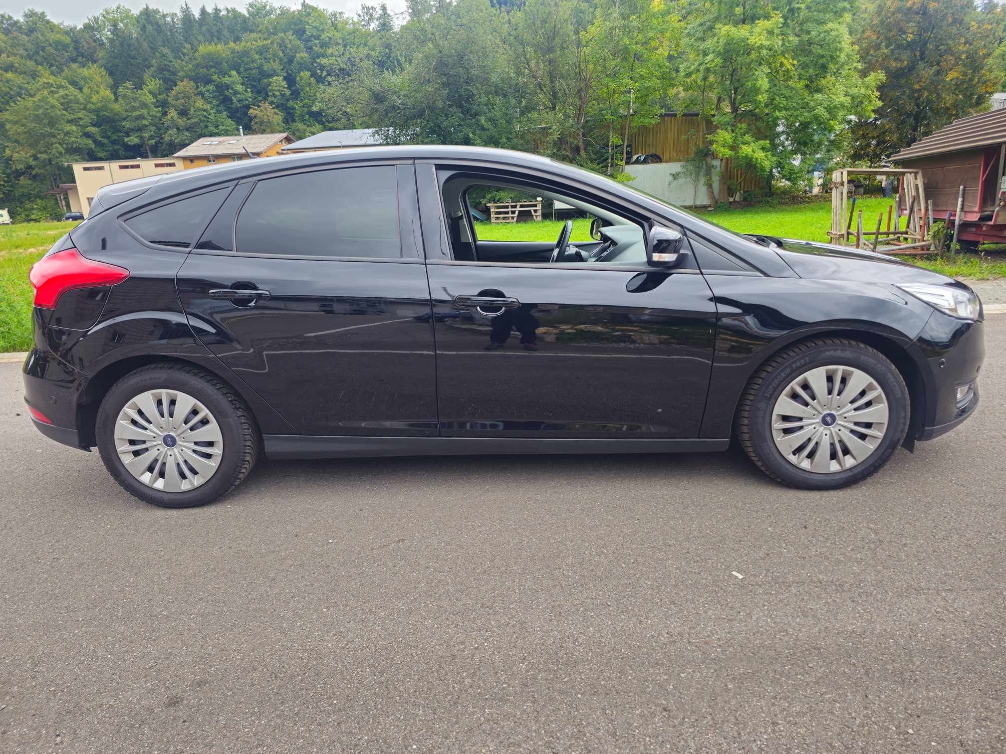 FORD Focus 1.0SCTi ECO — zdjęcie 3