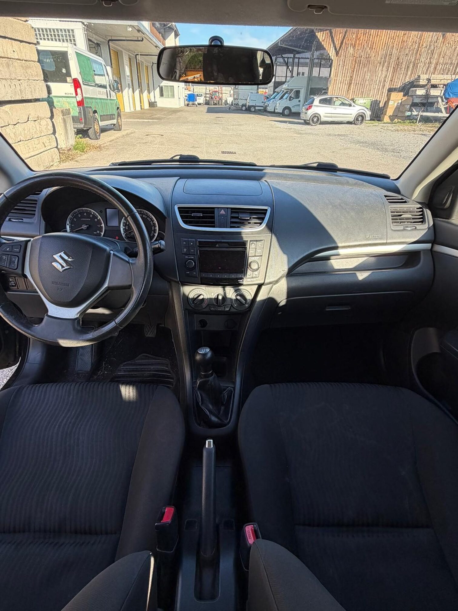 SUZUKI Swift 1.2 — zdjęcie 14