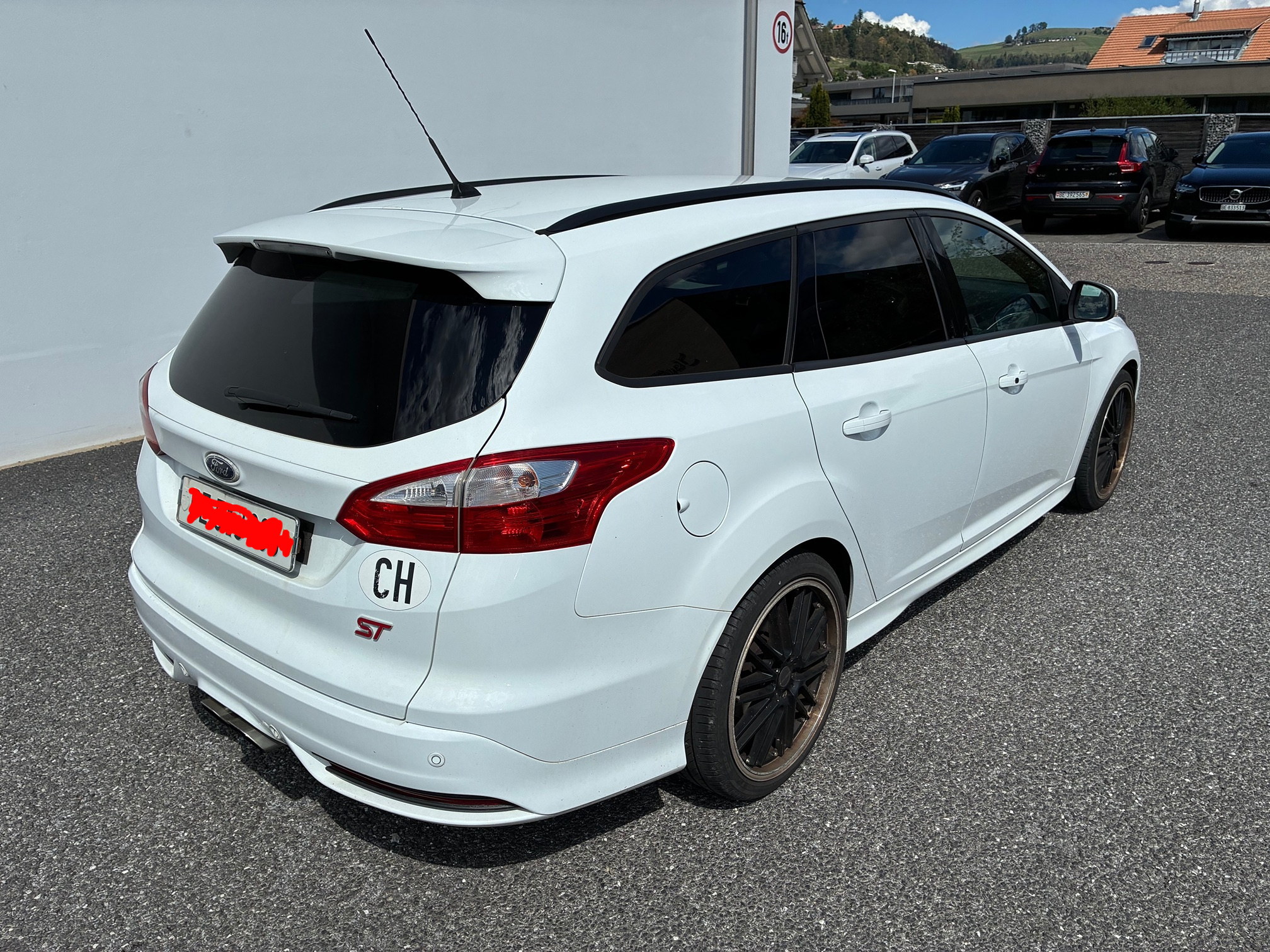 FORD Focus 2.0 ST — zdjęcie 2