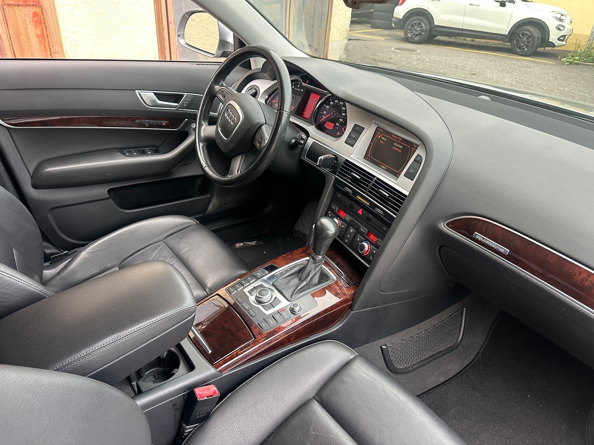 AUDI A6 — zdjęcie 14