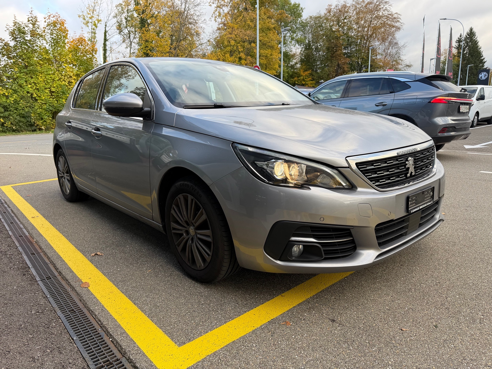 PEUGEOT 308 1.2i STT — zdjęcie 3