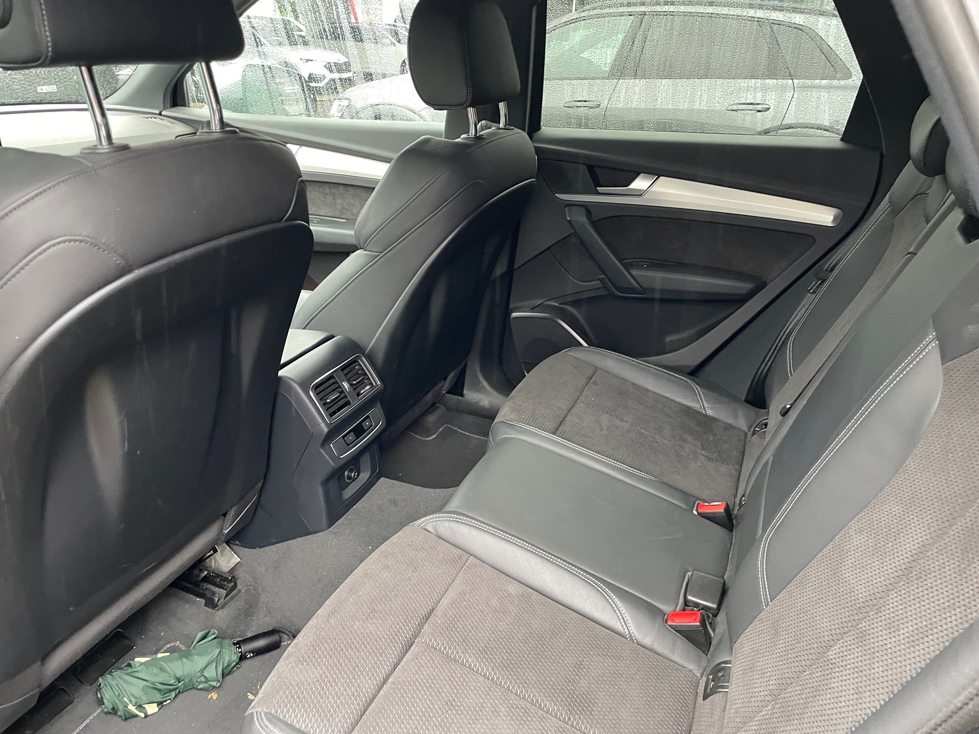 AUDI SQ5 3.0 TFSI 354 PS Tiptronic quattro — zdjęcie 13