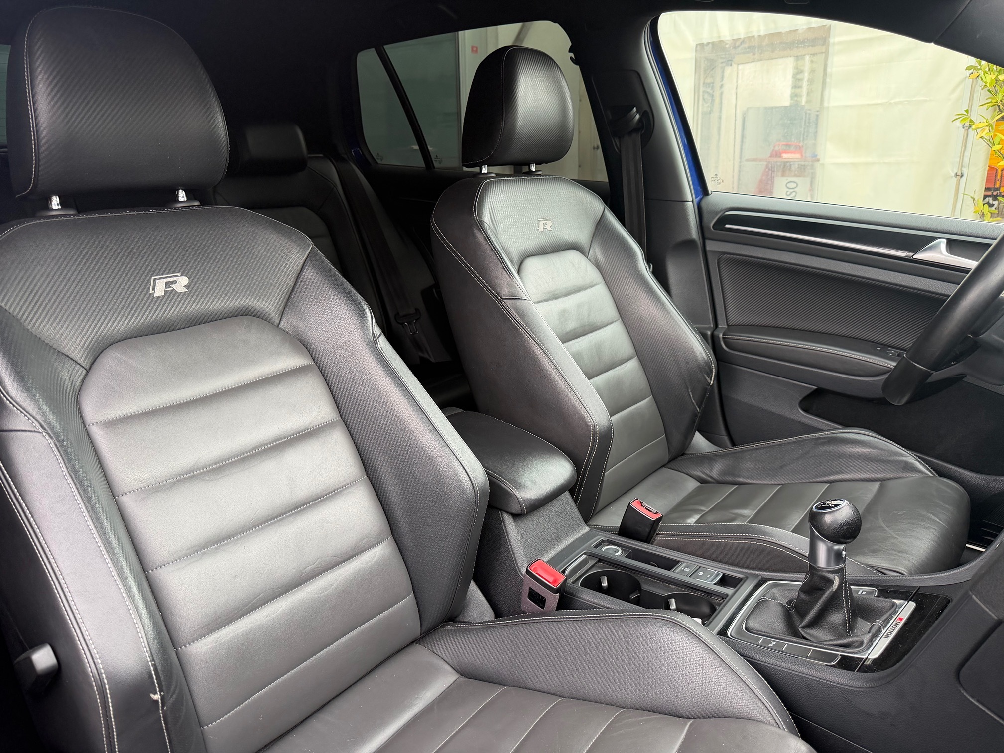 VW Golf — zdjęcie 12