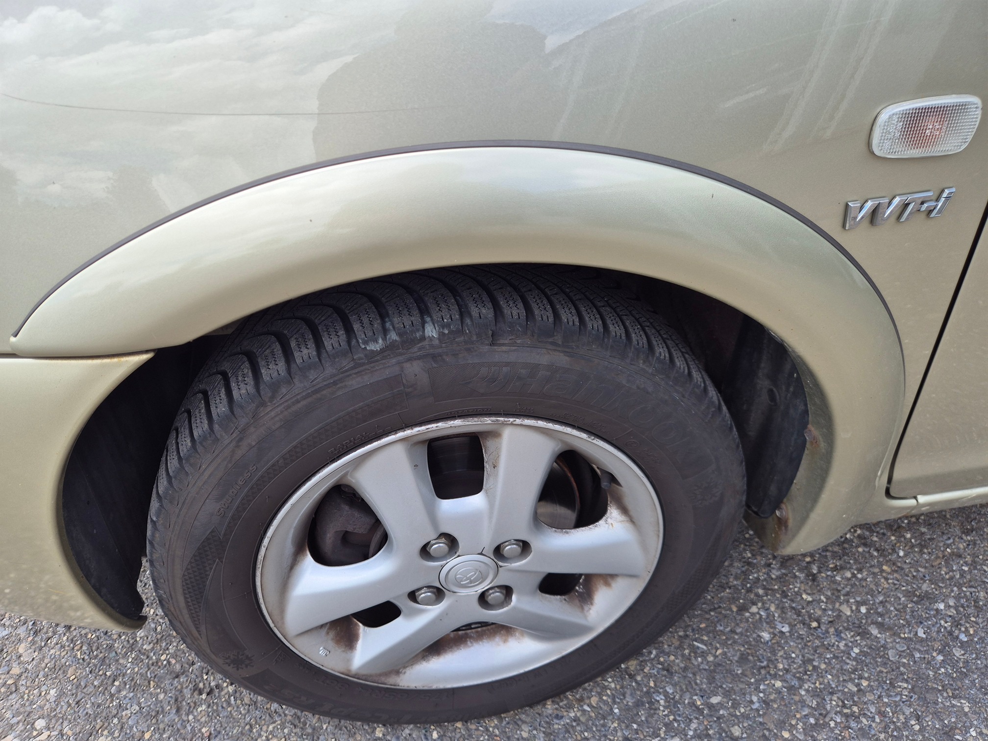 TOYOTA Yaris Verso 1.5 — zdjęcie 10