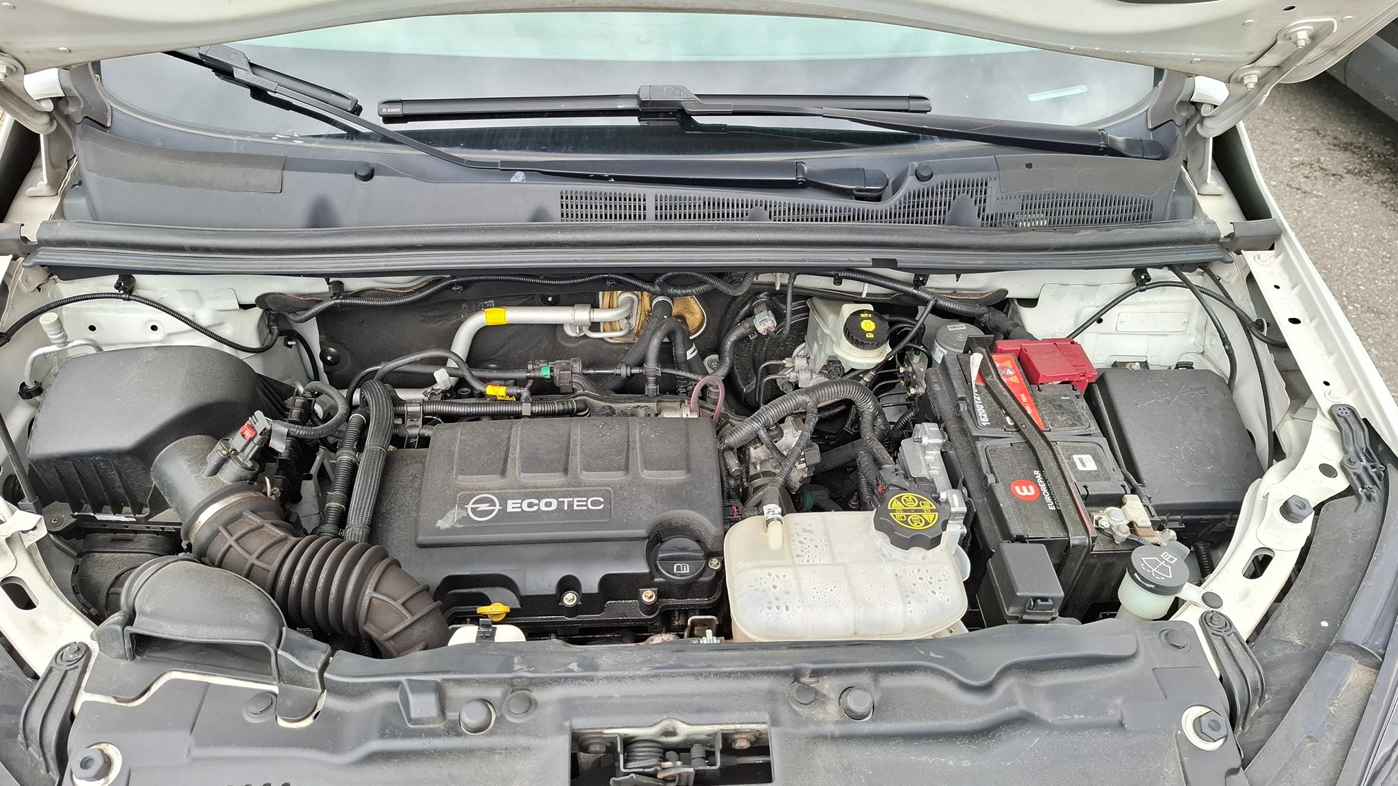 OPEL Mokka 1.4T — zdjęcie 11