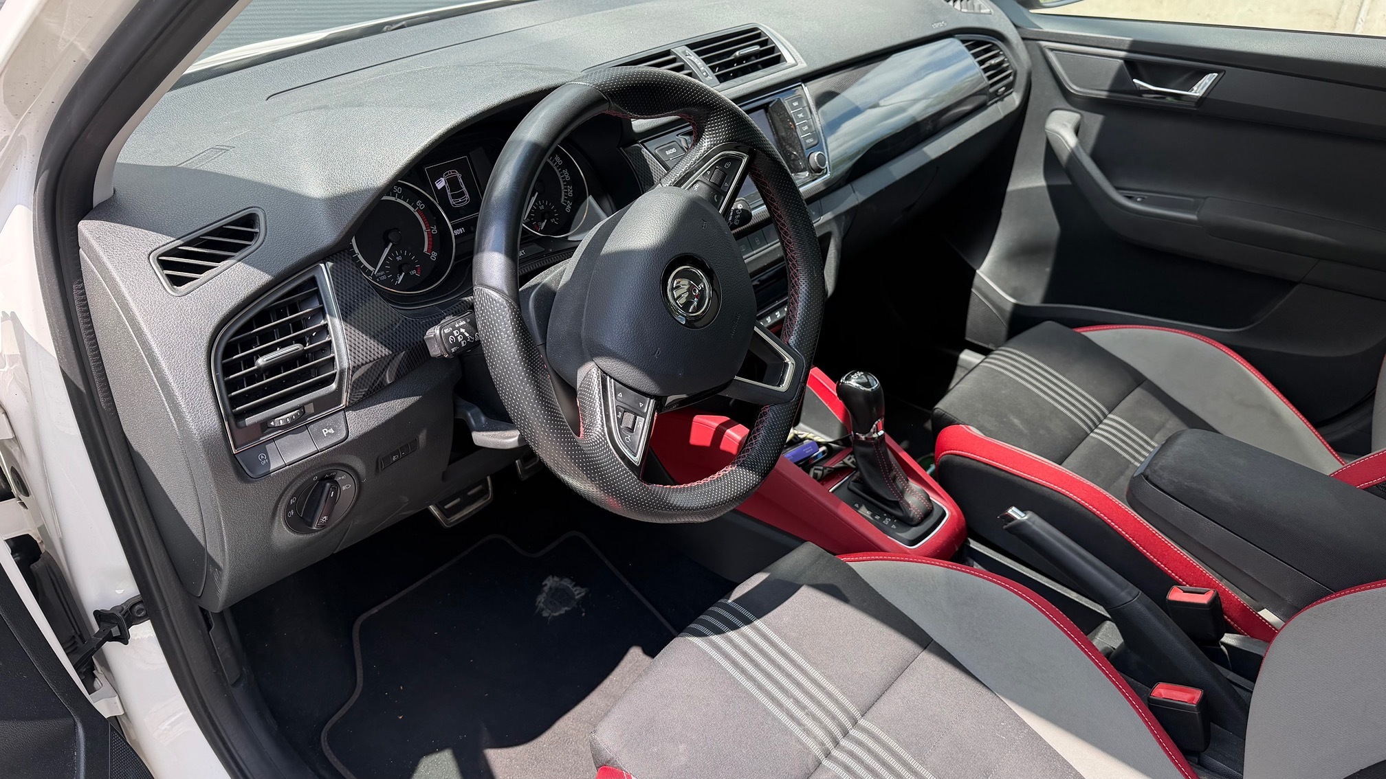 SKODA Fabia 1.2TSI — zdjęcie 7