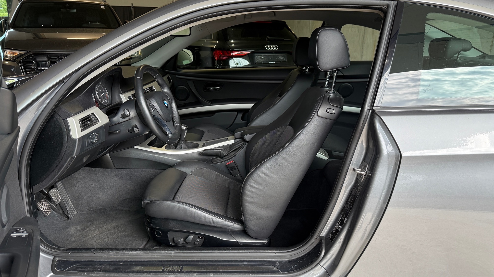 BMW 335i xDrive Coupé — zdjęcie 8