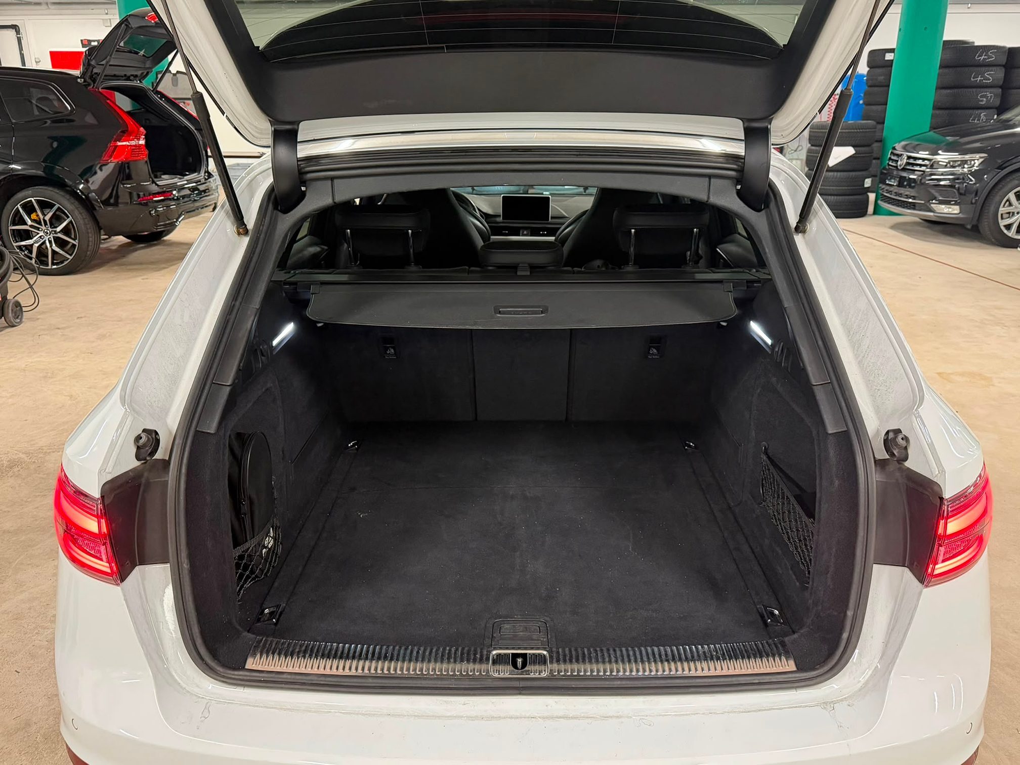 AUDI RS 4 Avant — zdjęcie 6