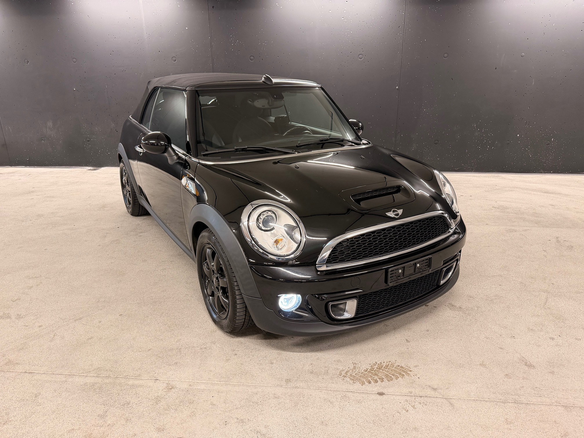 MINI Cooper S Cabrio — zdjęcie 1