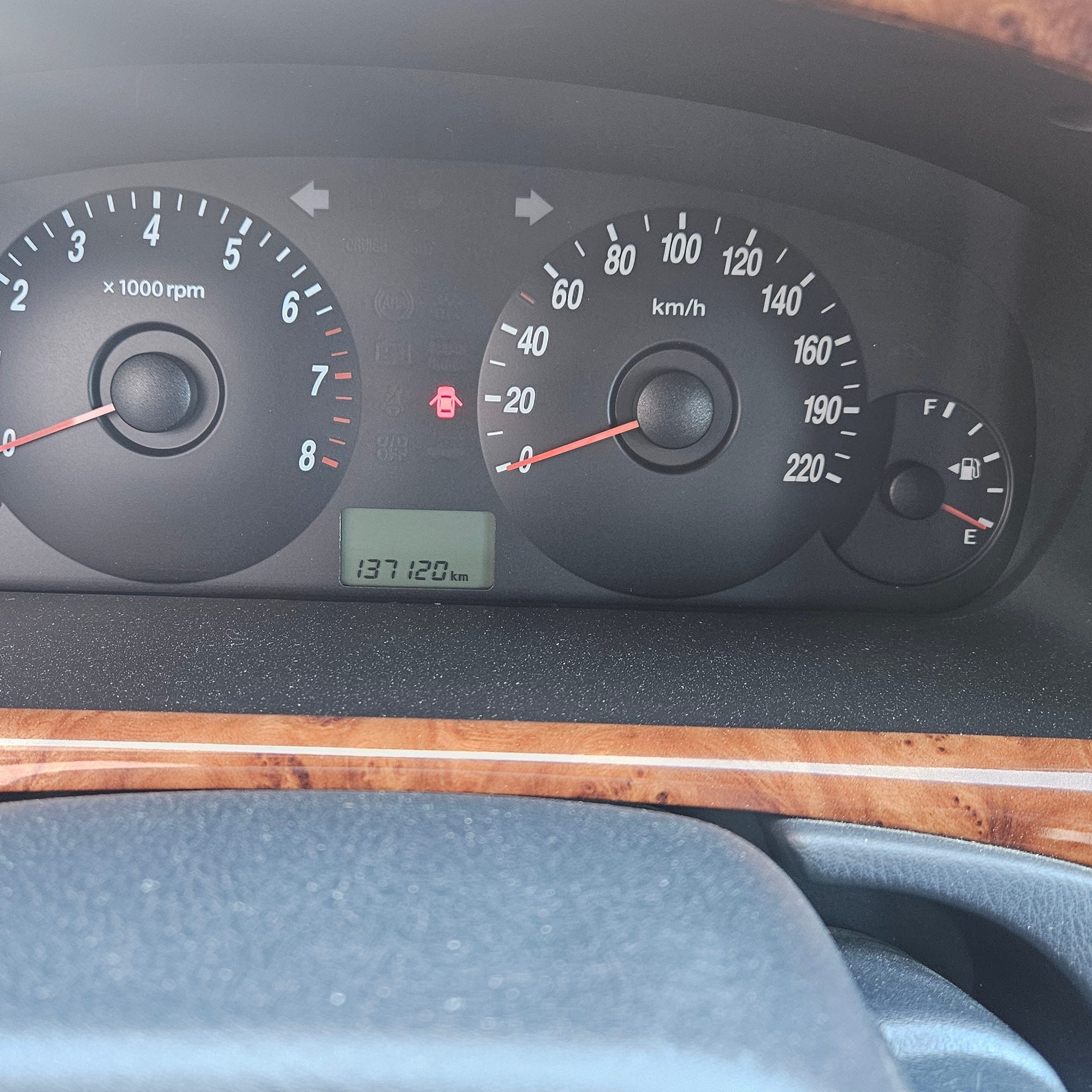 HYUNDAI Elantra 2.0 CVVT — zdjęcie 14