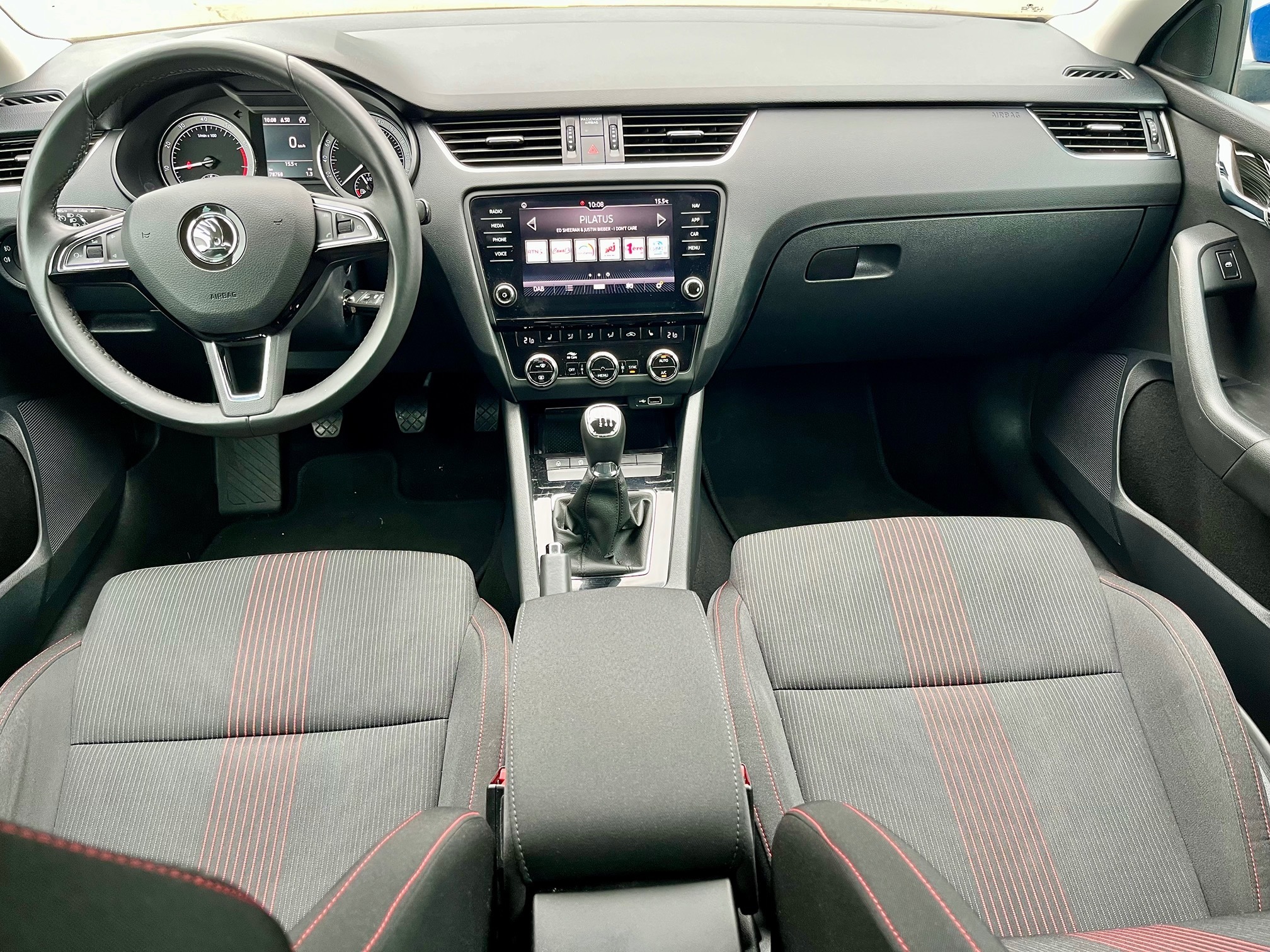 SKODA Octavia C 1.5TSI 150PS  6 Gang( MFK 10.2025) — zdjęcie 13