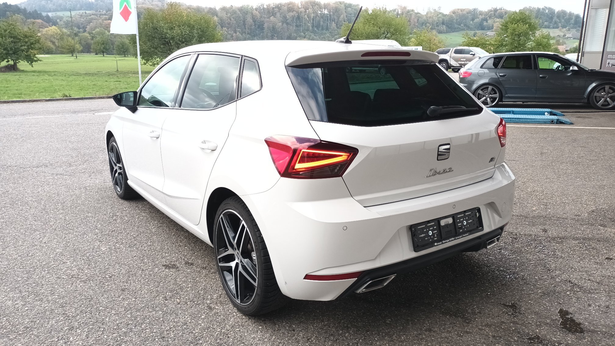 SEAT IBIZA — zdjęcie 7