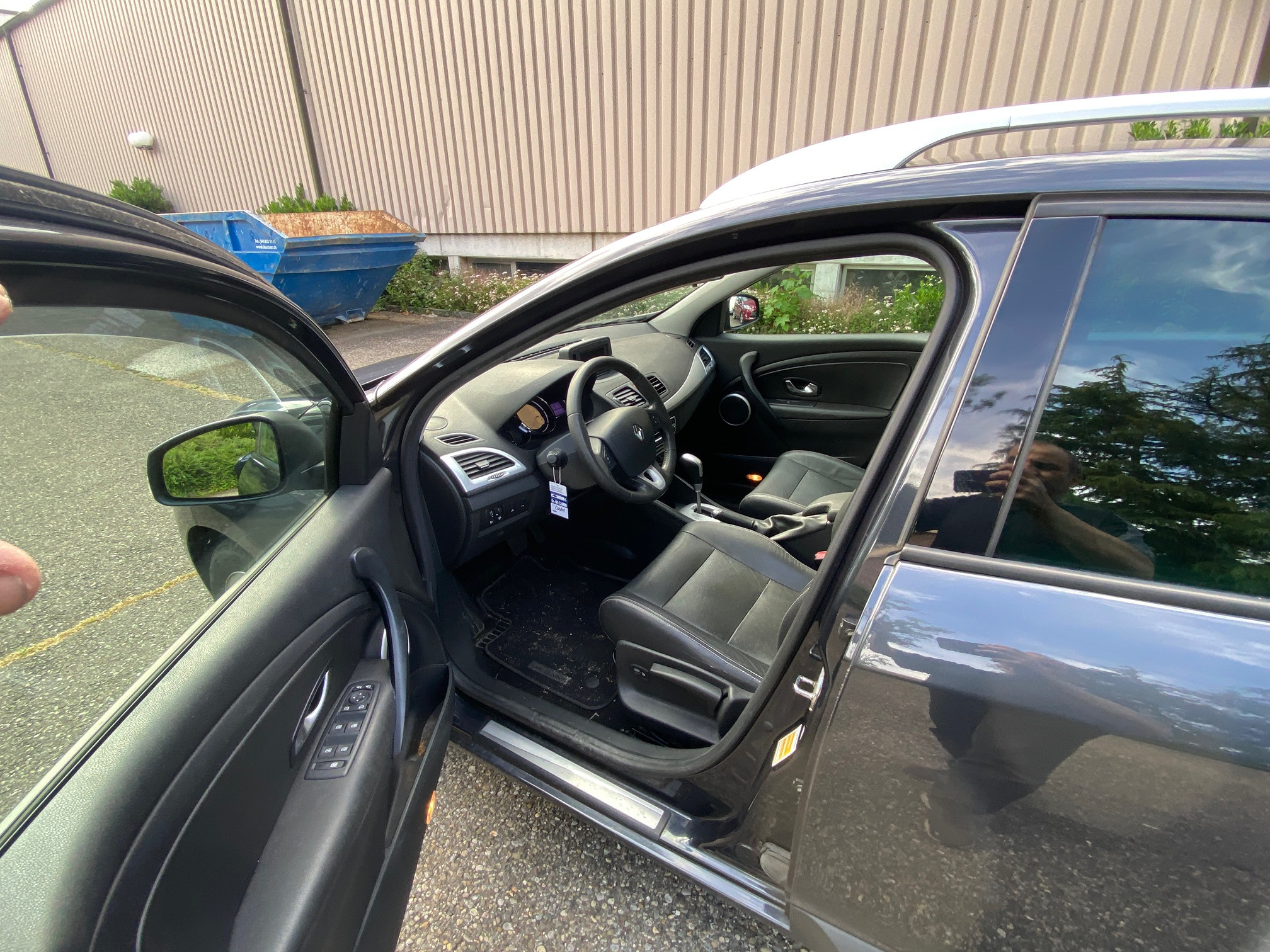 RENAULT Megane 2.0 — zdjęcie 11