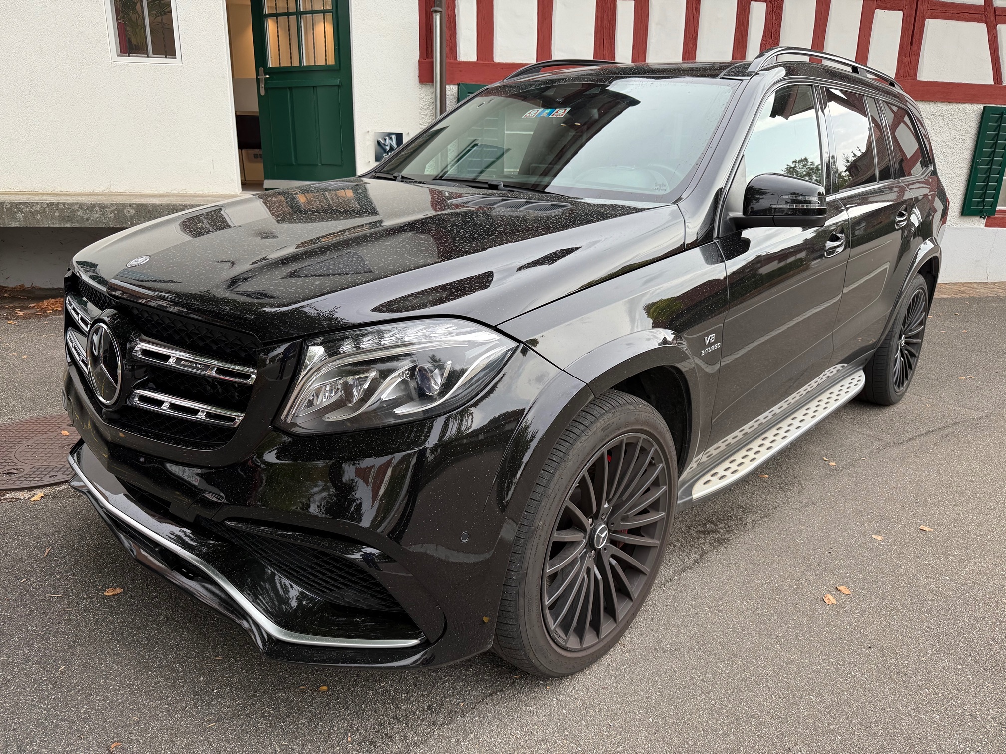 MERCEDES-BENZ AMG GLS 63
