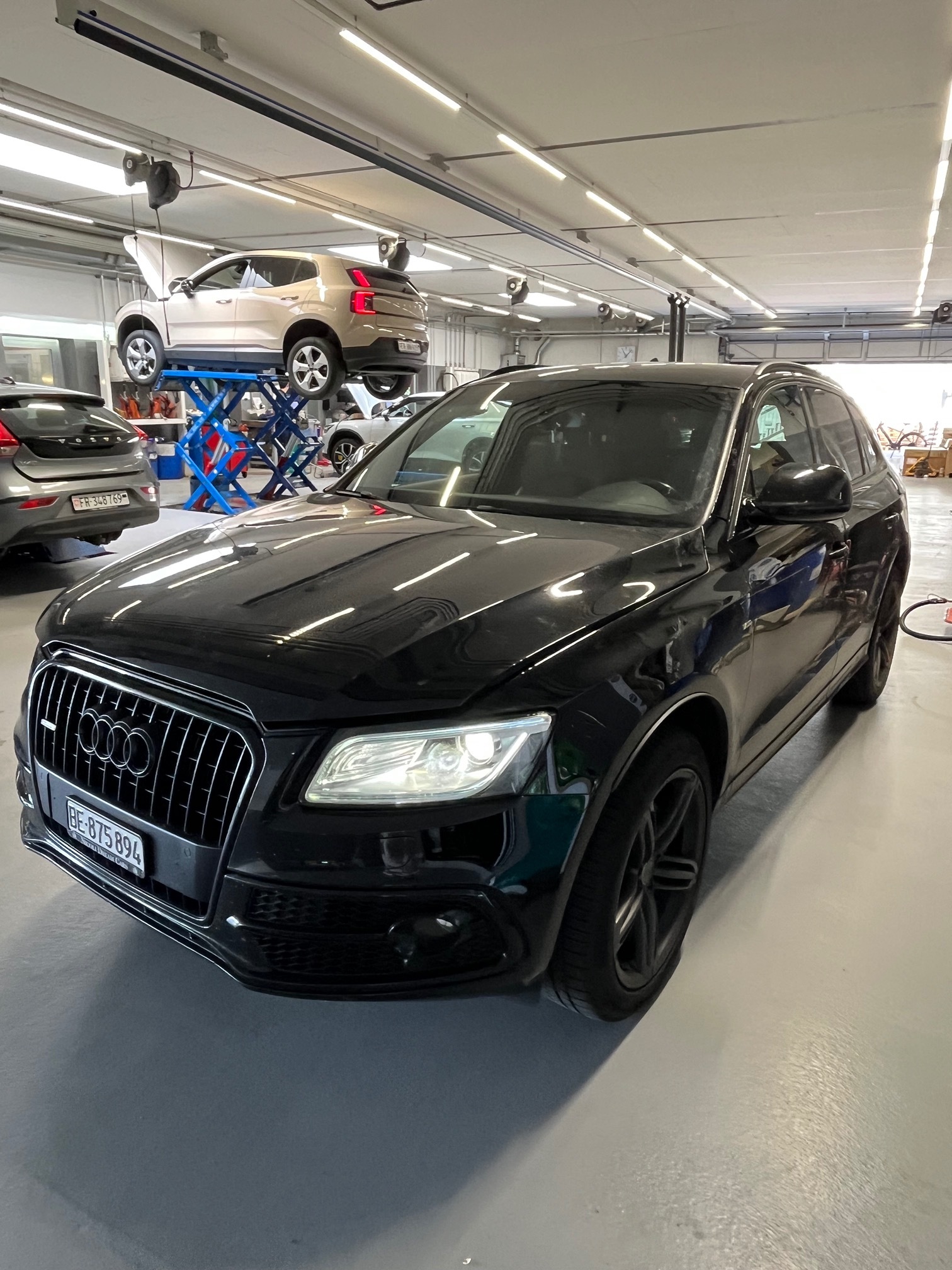AUDI Q5 2.0TDI — zdjęcie 14