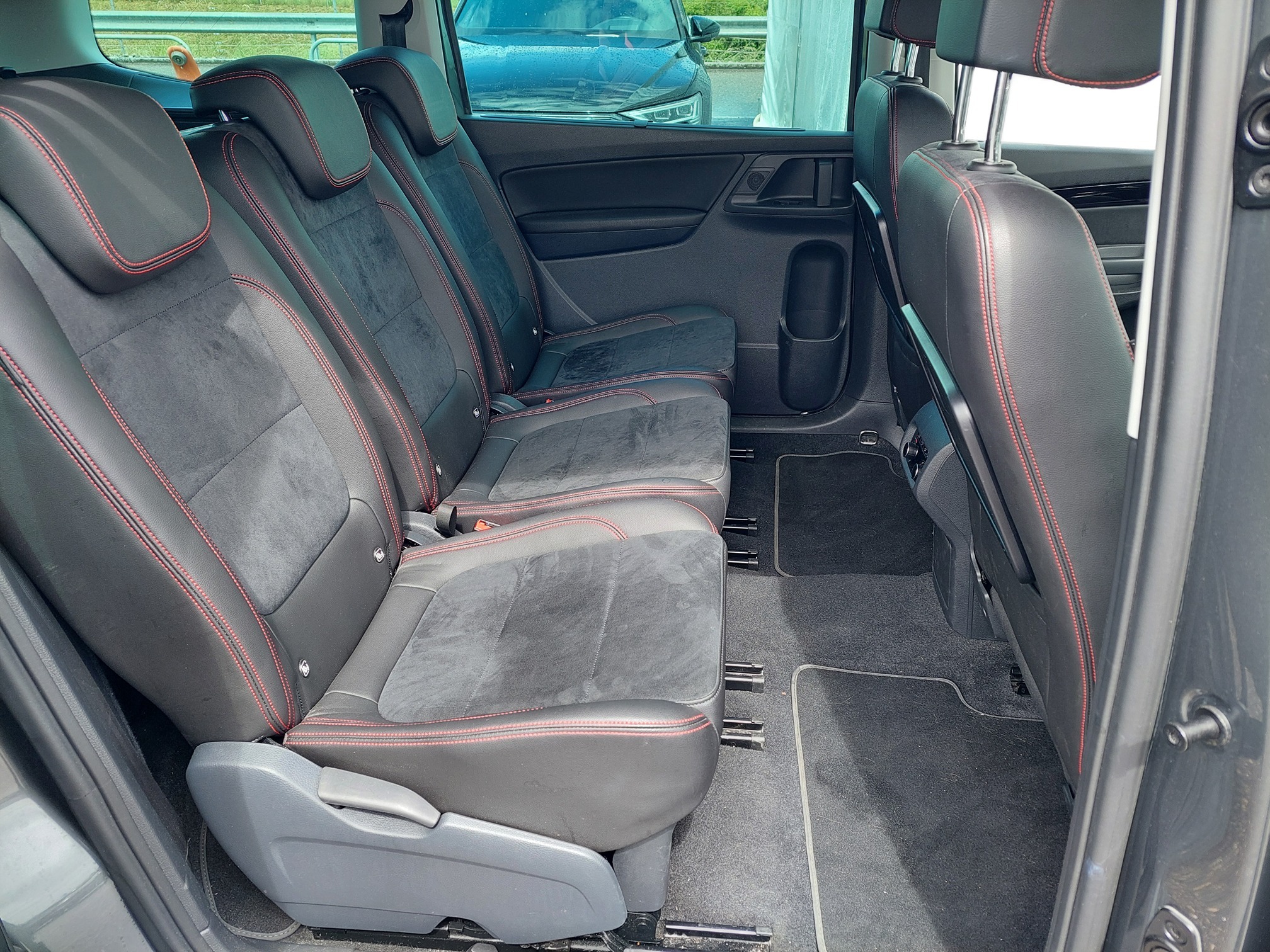 SEAT Alhambra 2.0TDI DSG FR-Line 7- Plätzer  — zdjęcie 10