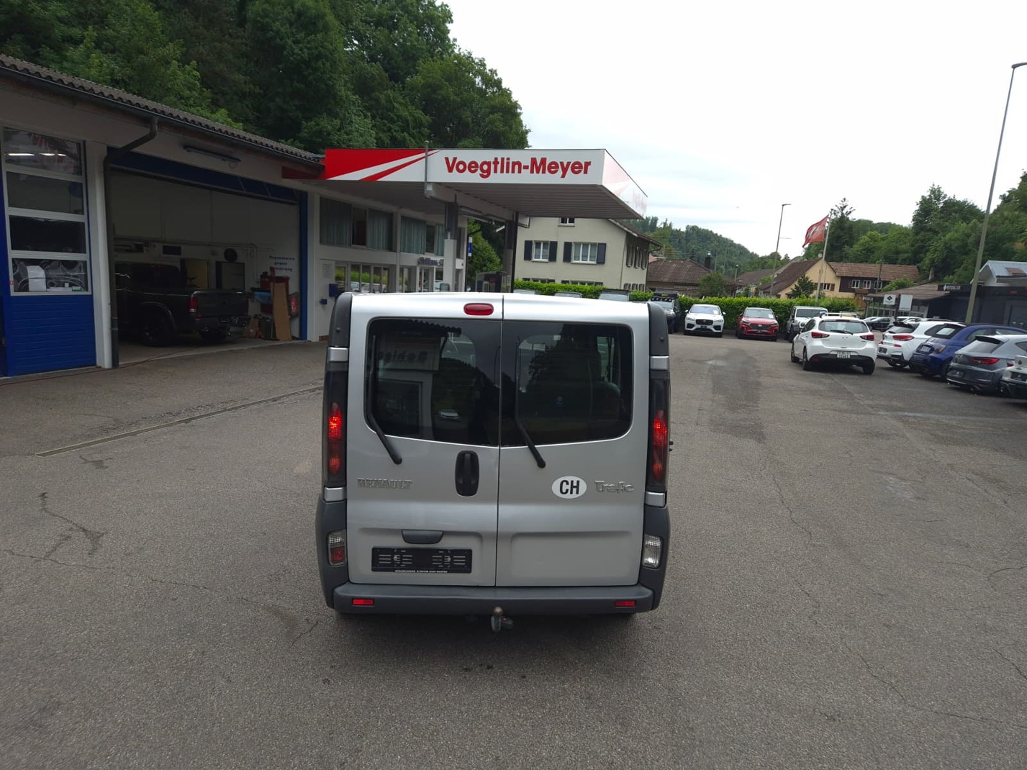 RENAULT Trafic dCi 100 — zdjęcie 8
