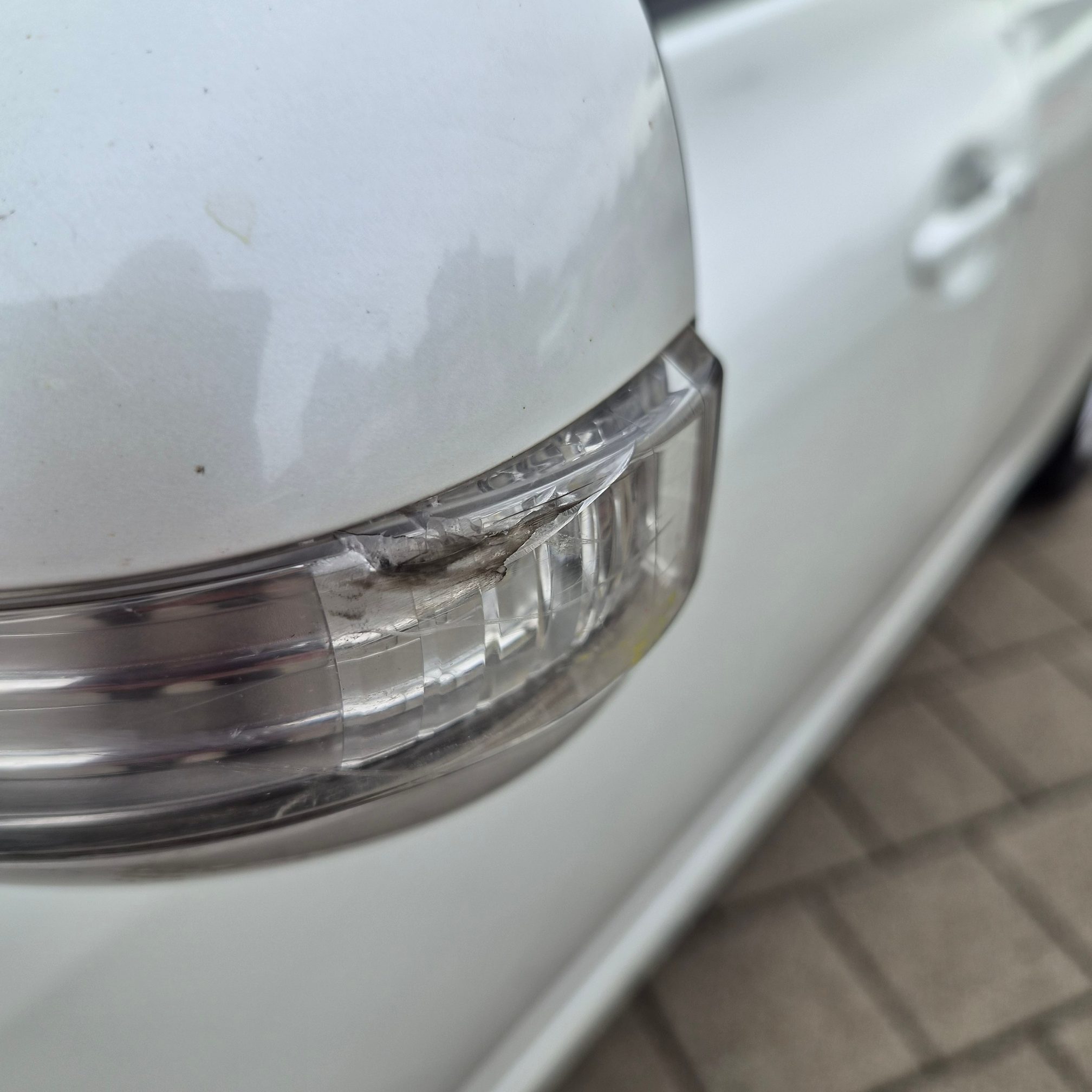 TOYOTA Auris HSD — zdjęcie 12
