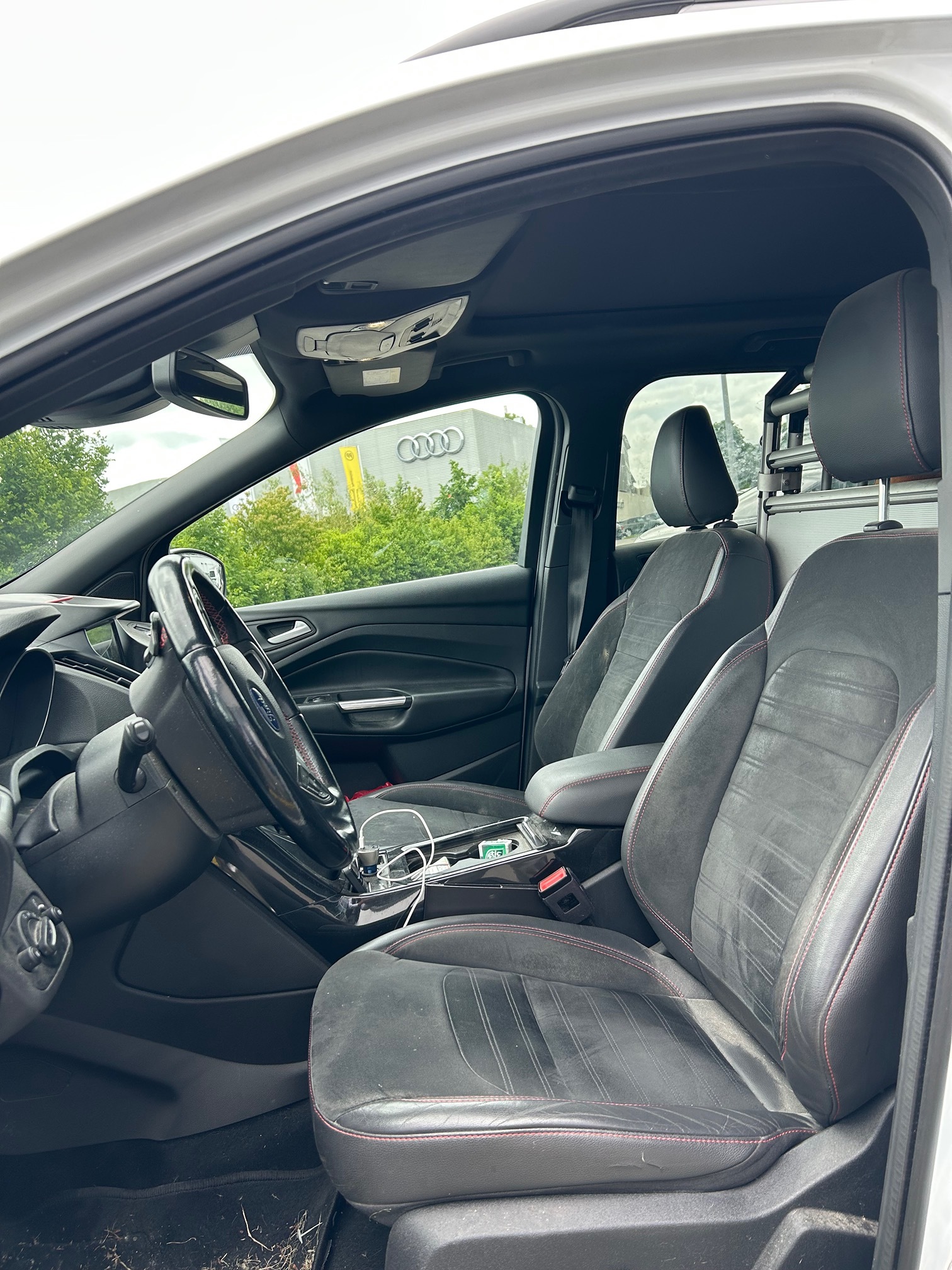 FORD Kuga 2.0 TDCi 4x4 — zdjęcie 6
