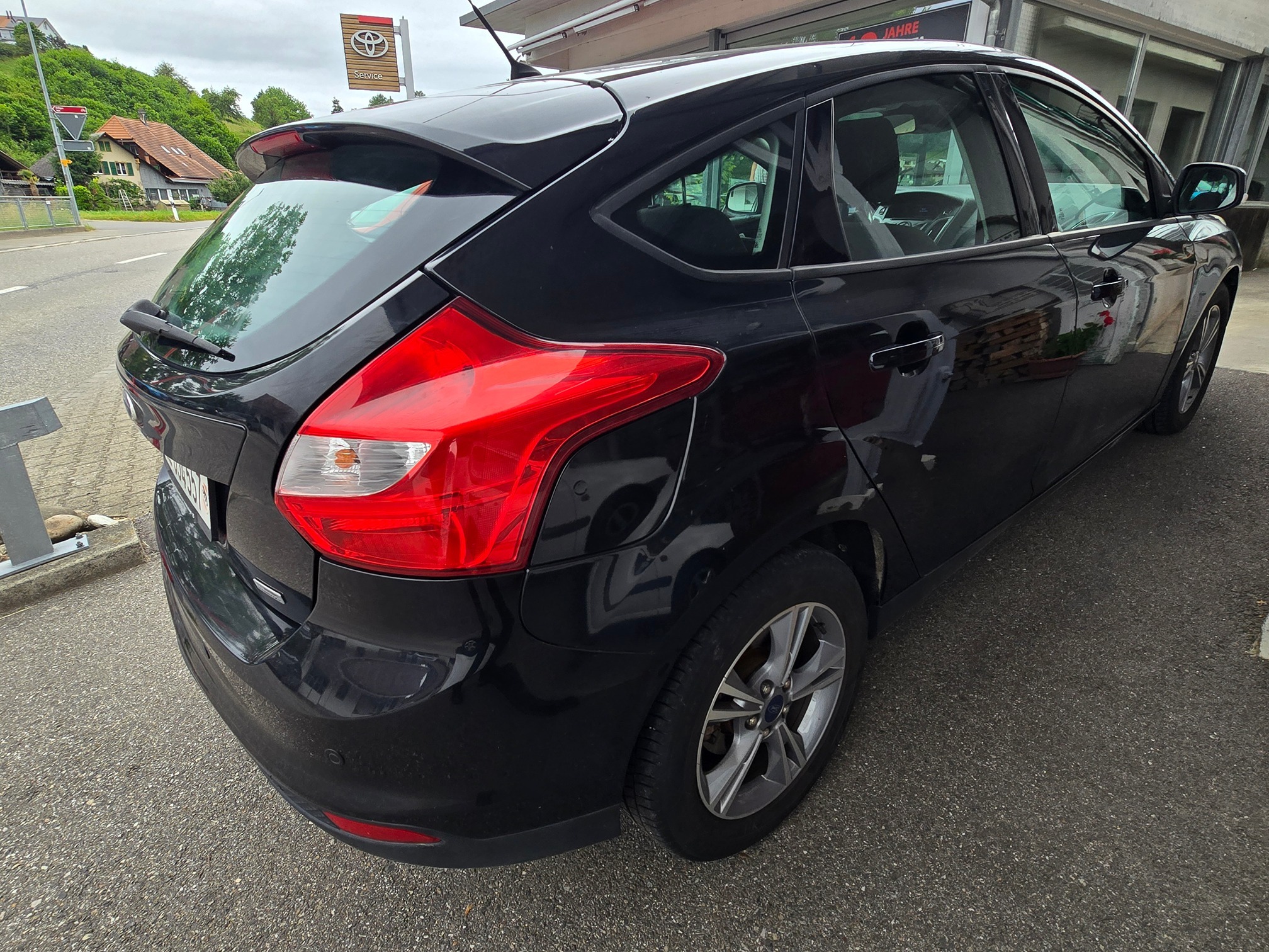 FORD Focus 1.0 SCTi — zdjęcie 7
