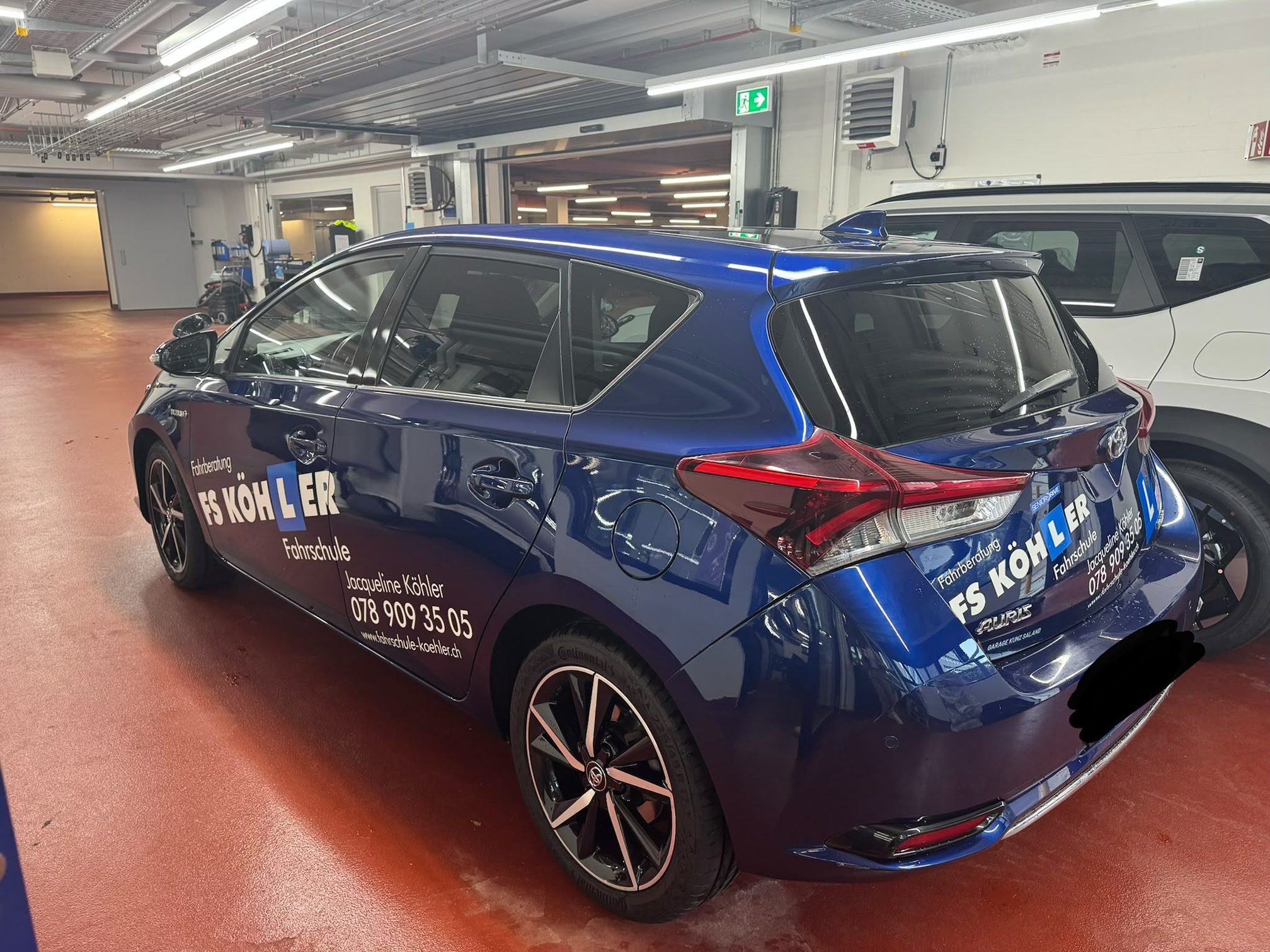 TOYOTA Auris HSD — zdjęcie 6