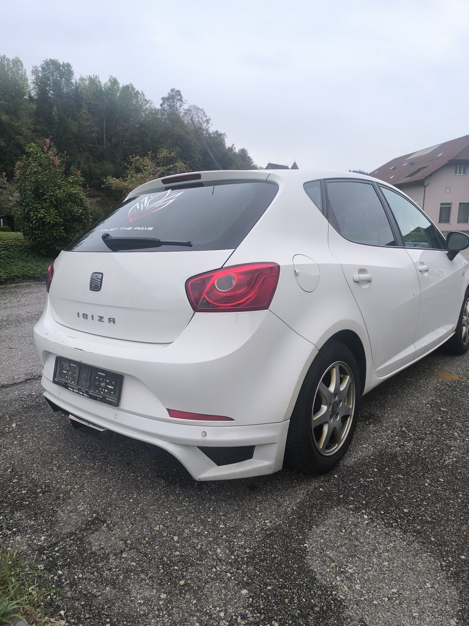 SEAT Ibiza 1.6 16V — zdjęcie 5