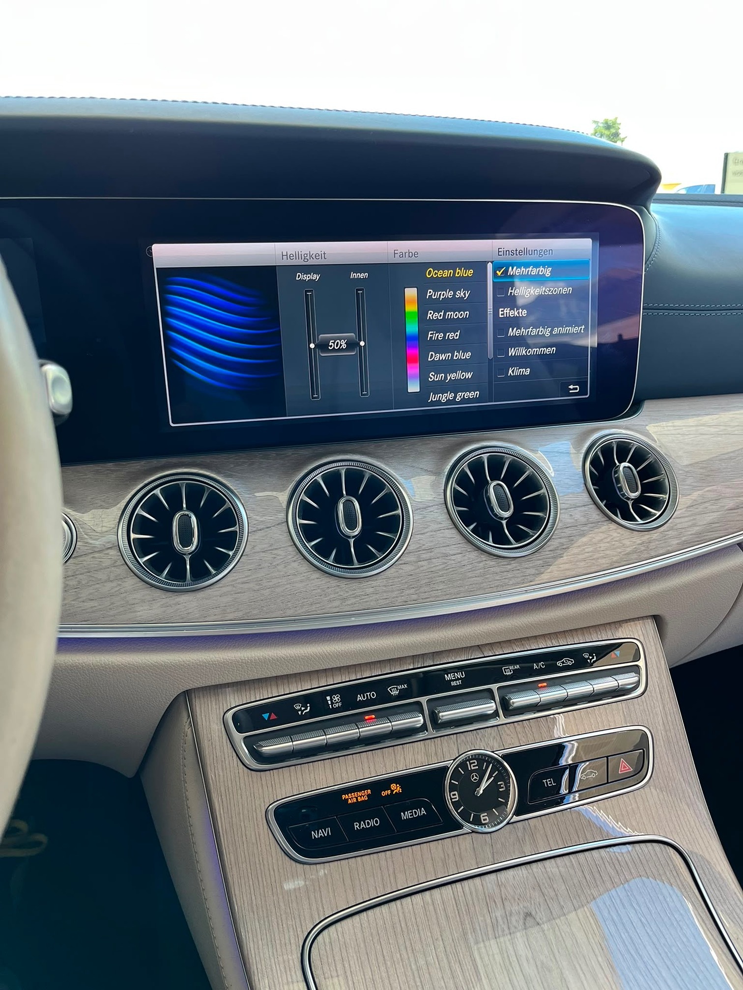 MERCEDES-BENZ E 450 4Matic — zdjęcie 13